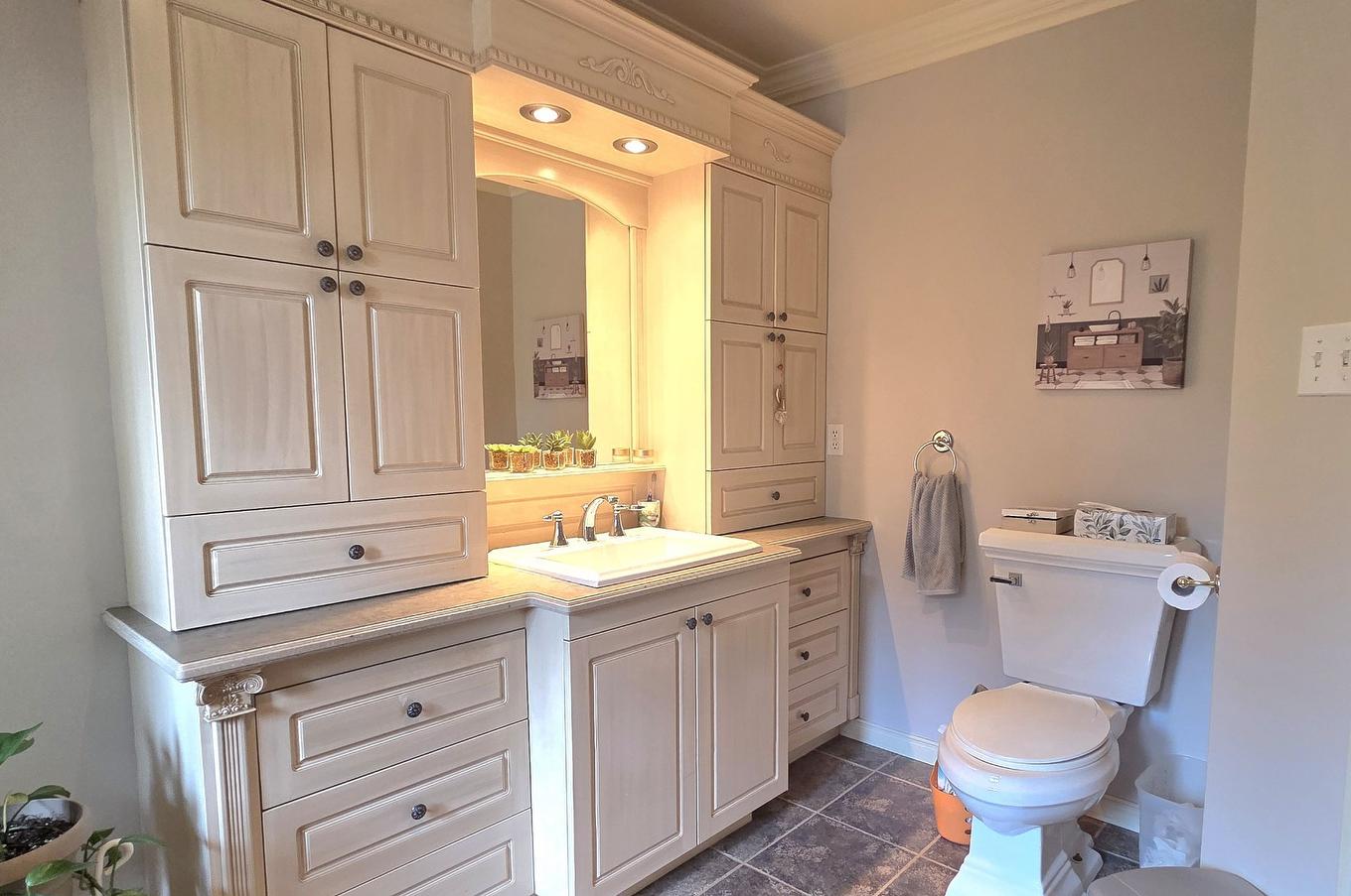 Salle de bains - 60 Rue Gervais, Sorel-Tracy, QC - Indoor Photo Showing Bathroom