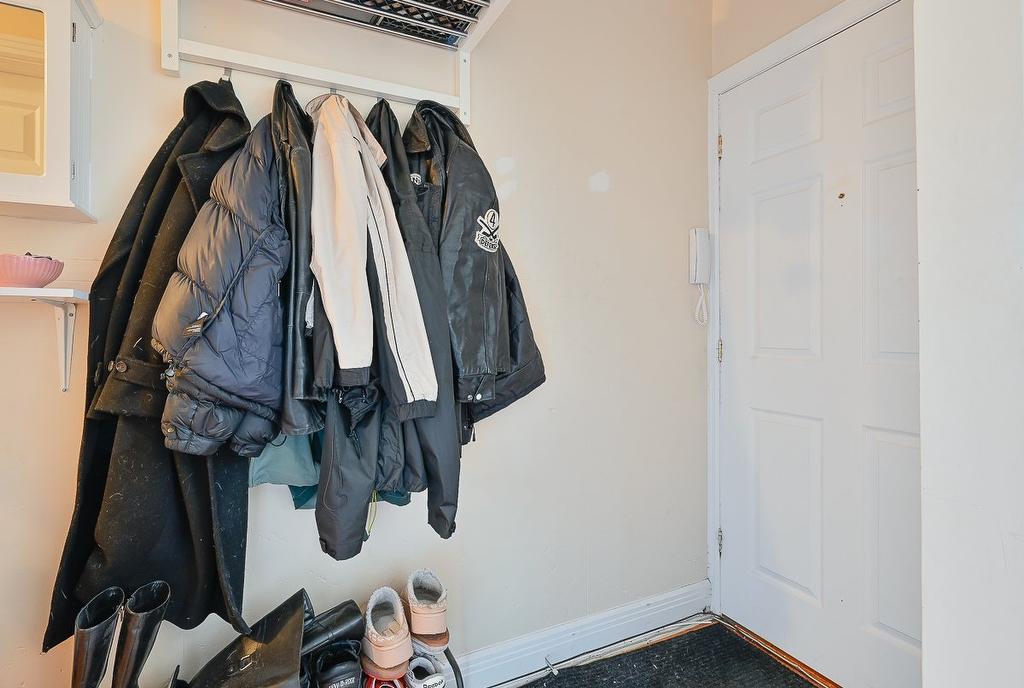 Hall - 3557 - 3561 Rue Dandurand, Montréal (Rosemont/La Petite-Patrie), QC - Indoor With Storage