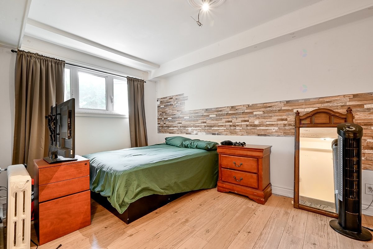 Master Bedroom - 3557 - 3561 Rue Dandurand, Montréal (Rosemont/La Petite-Patrie), QC - Indoor Photo Showing Bedroom