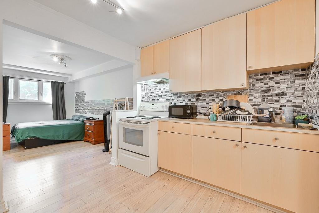 Kitchen - 3557 - 3561 Rue Dandurand, Montréal (Rosemont/La Petite-Patrie), QC - Indoor Photo Showing Kitchen With Double Sink