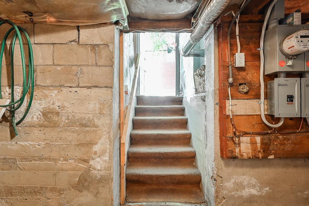 Exterior entrance - 3557 - 3561 Rue Dandurand, Montréal (Rosemont/La Petite-Patrie), QC - Indoor Photo Showing Basement