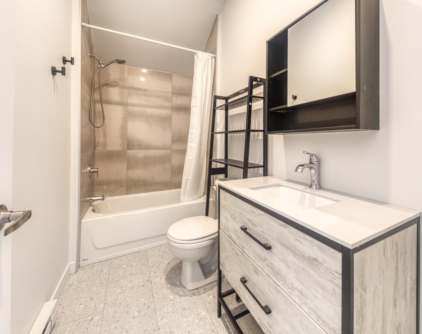 Salle de bains - 615 Ch. Du Sommet, Fossambault-Sur-Le-Lac, QC - Indoor Photo Showing Bathroom