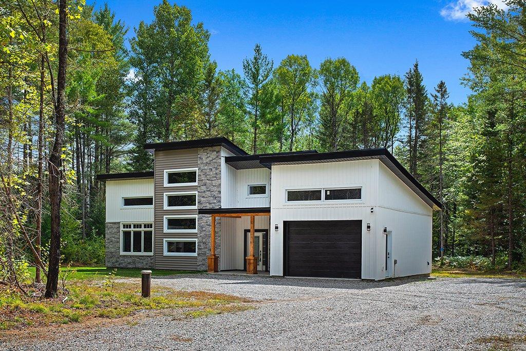 Frontage - 132 Route 303, Otter Lake, QC - Outdoor