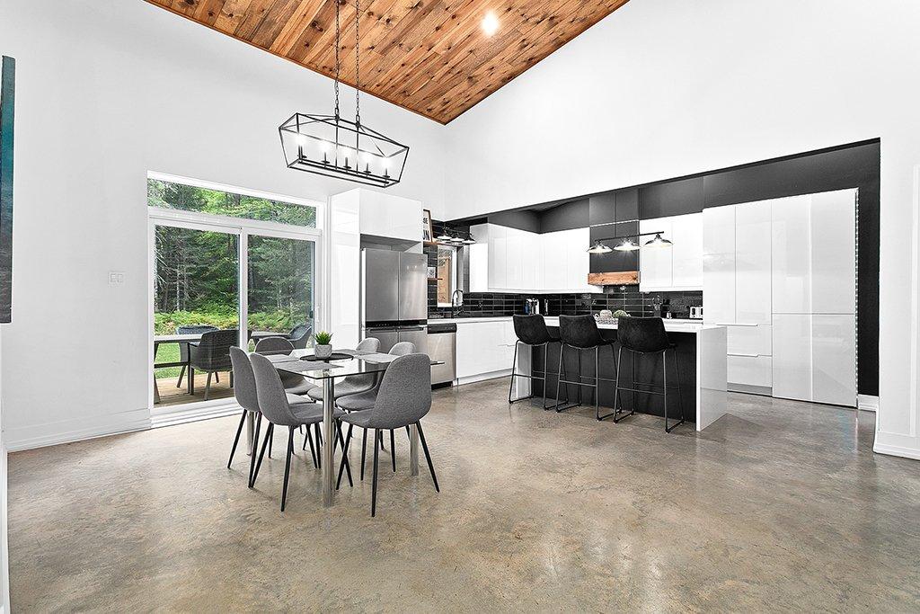 Dining room - 132 Route 303, Otter Lake, QC - Indoor Photo Showing Dining Room