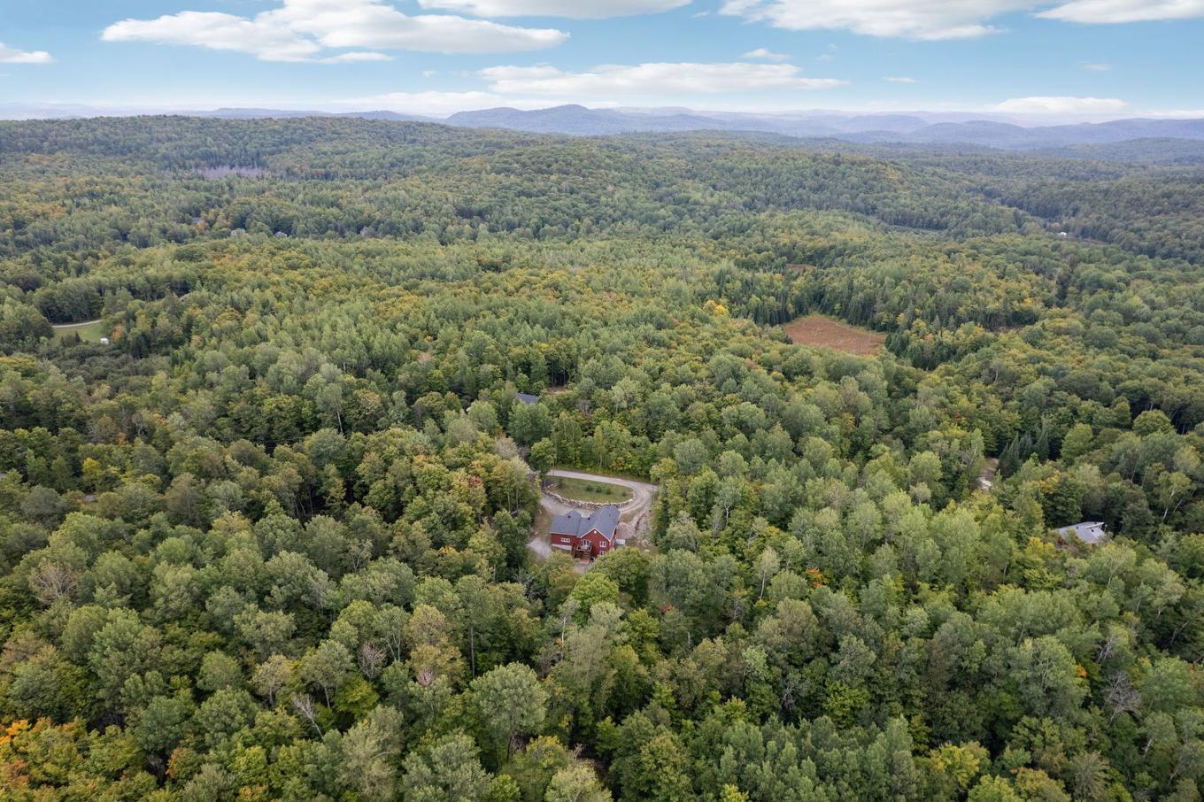 Aerial photo - 24 Ch. Scuvée, Val-Des-Monts, QC - Outdoor With View