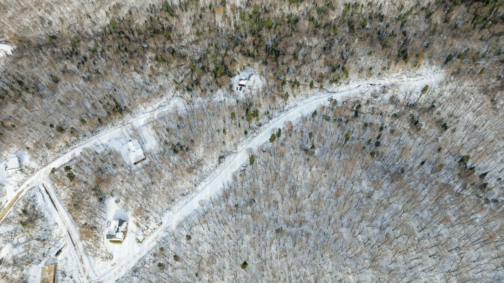 Overall view - Ch. De La Consol, Saint-Donat, QC