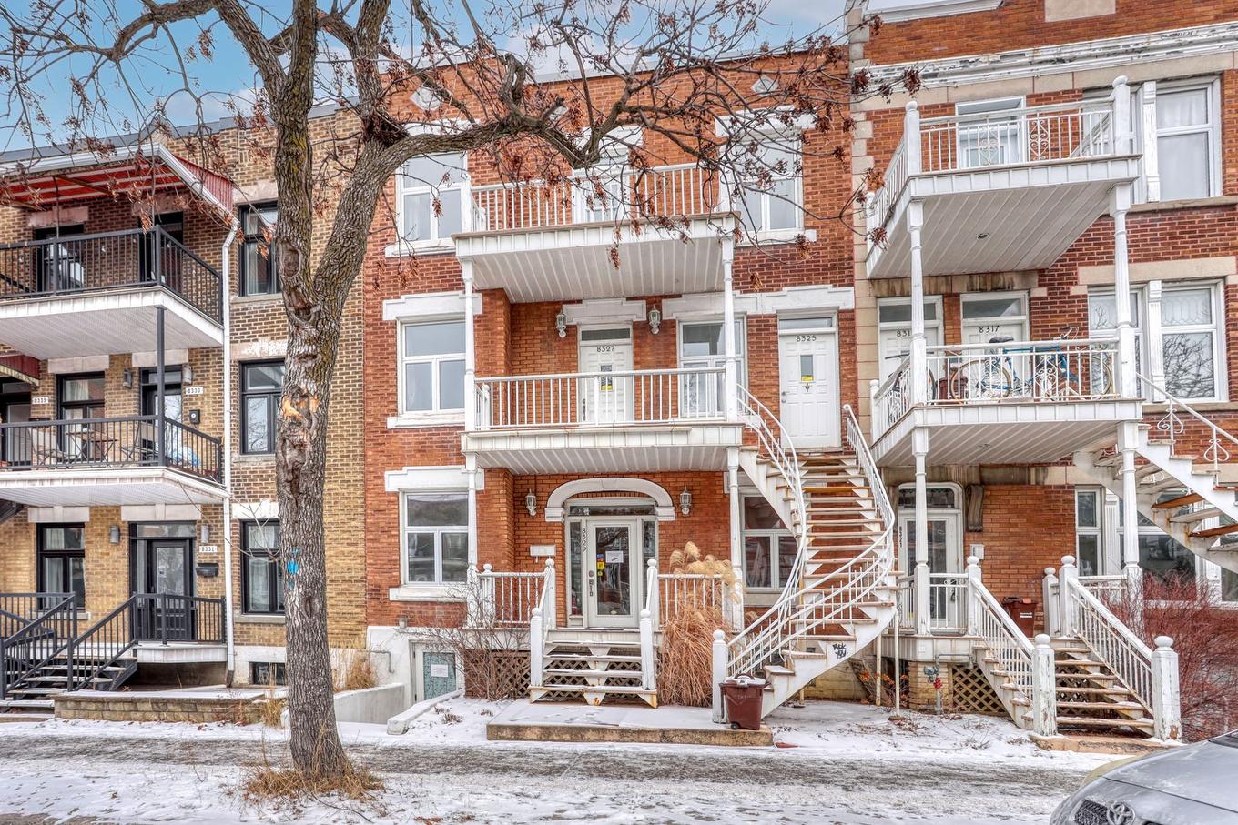 Frontage - 8329 Rue St-Denis, Montréal (Villeray/Saint-Michel/Parc-Extension), QC