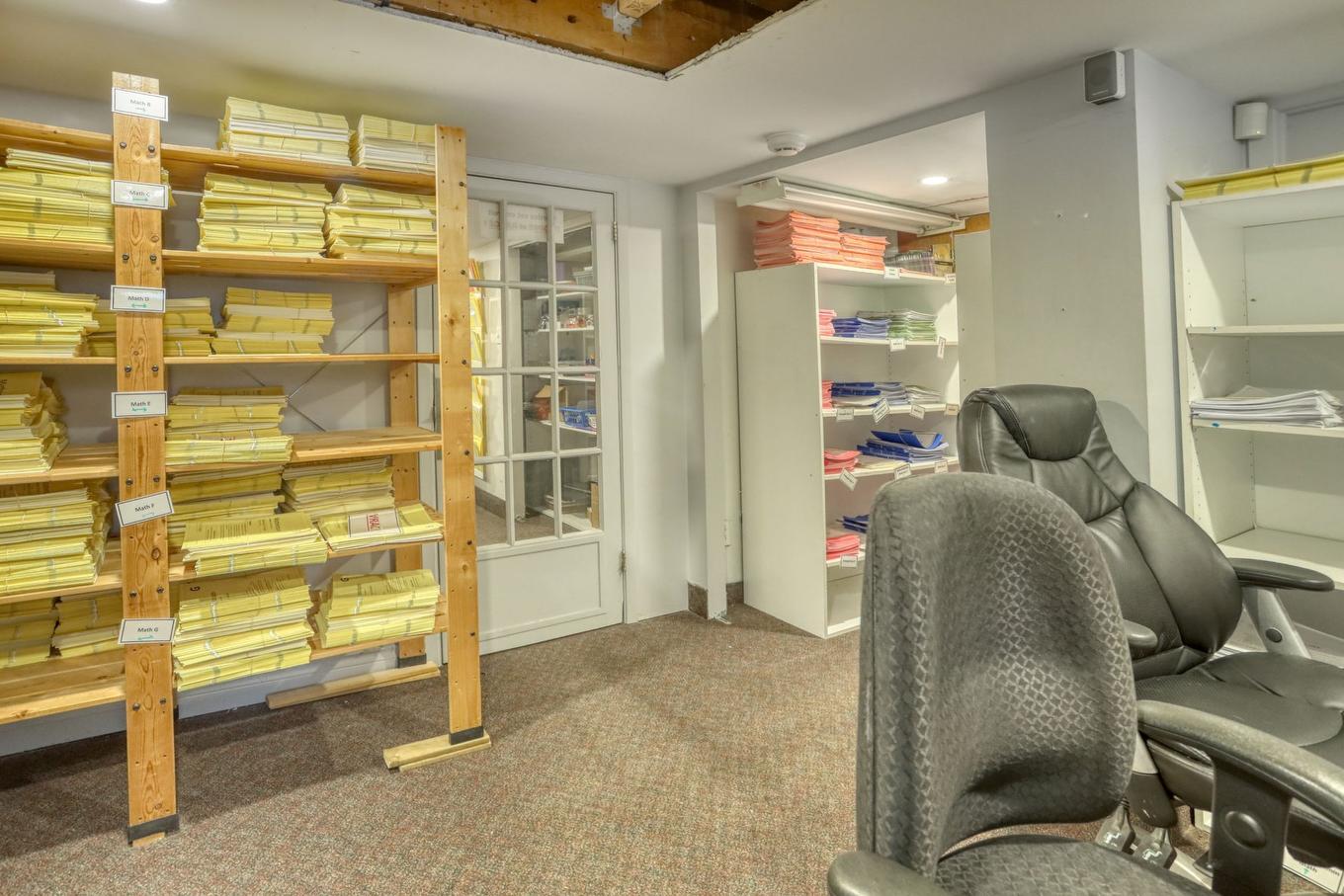 Storage - 8329 Rue St-Denis, Montréal (Villeray/Saint-Michel/Parc-Extension), QC