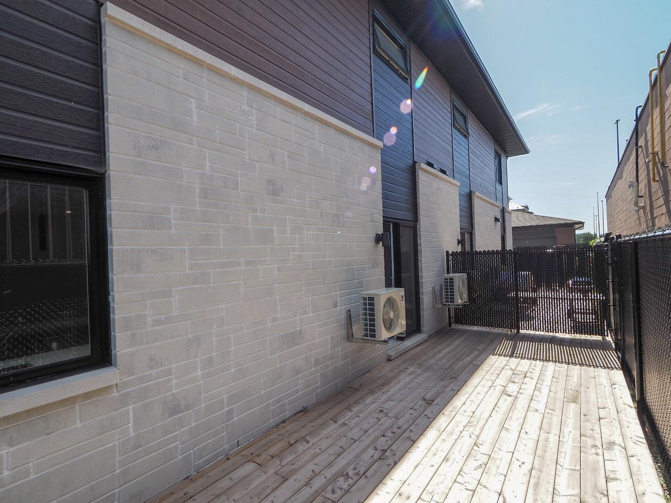 Dwelling - 22 Rue De Mère-Gamelin, Trois-Rivières, QC