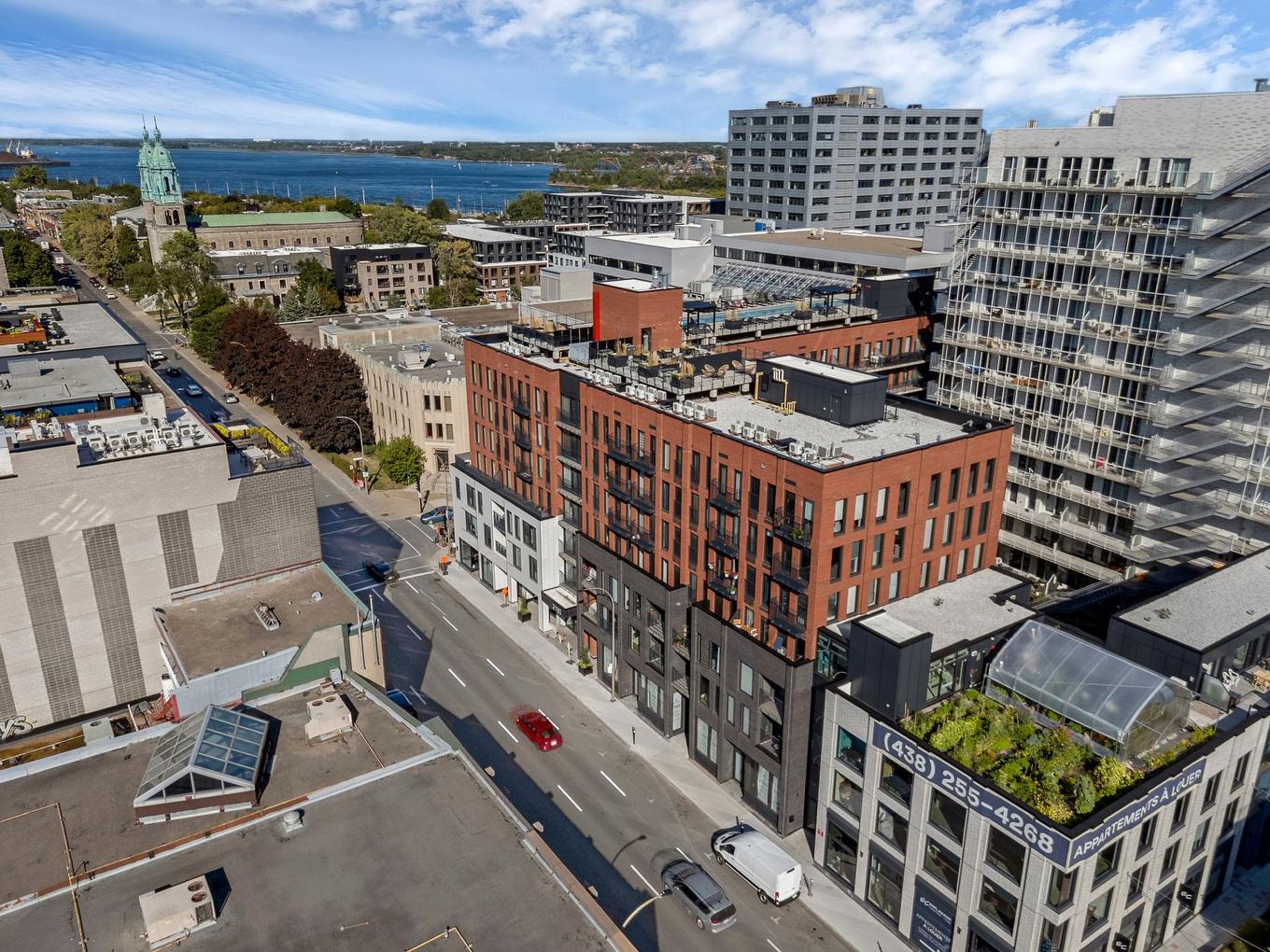Aerial photo - 737-2180 Rue Ste-Catherine E., Montréal (Ville-Marie), QC - Outdoor With View