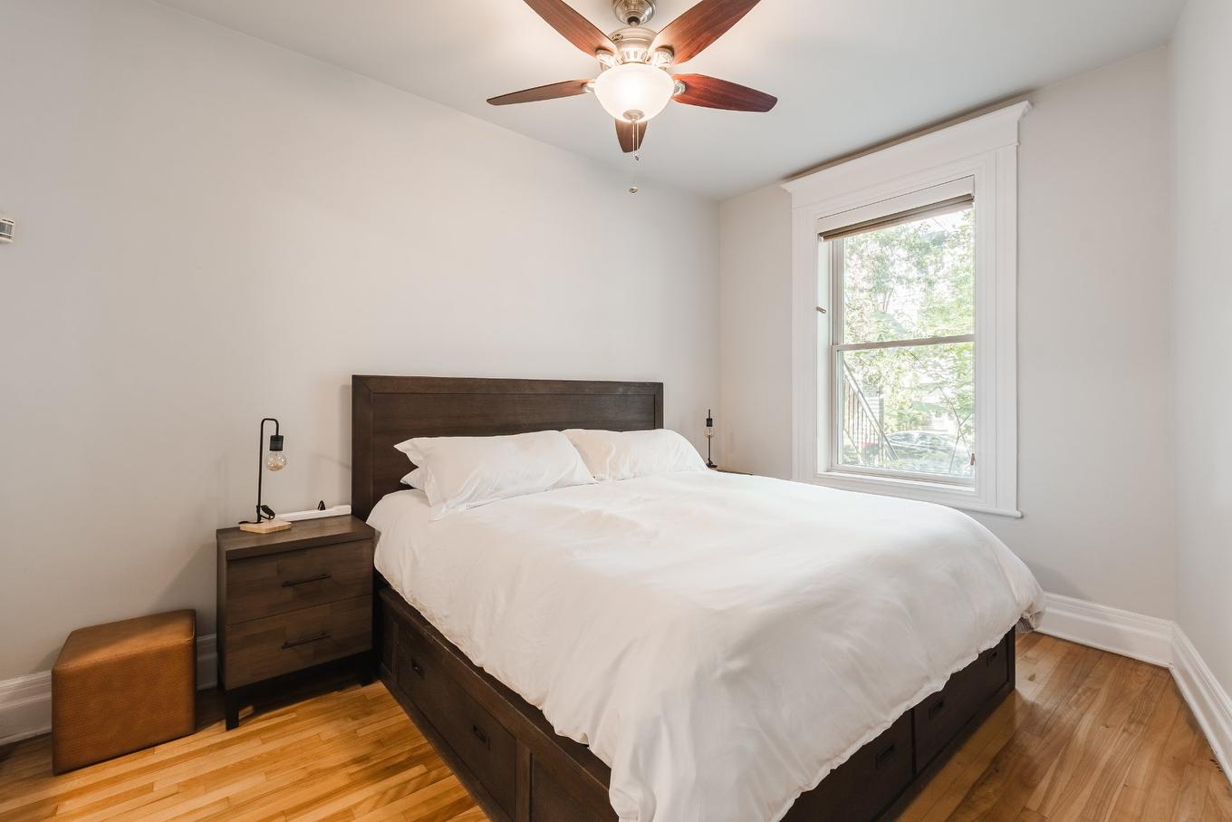 Primary bedroom - 1464 Rue De Chambly, Montréal (Mercier/Hochelaga-Maisonneuve), QC - Indoor Photo Showing Bedroom