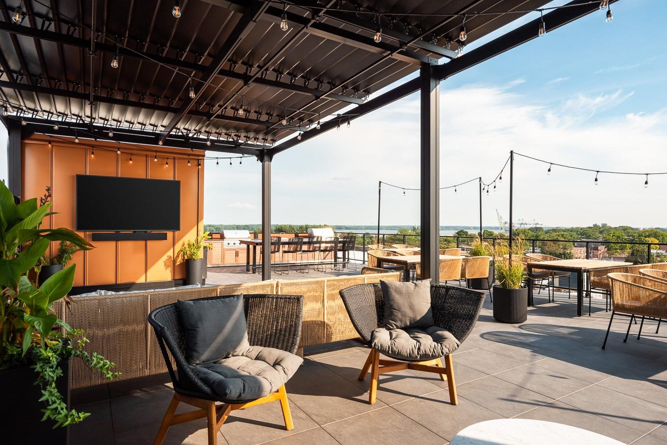 Terrasse - 312-9280 Av. Dubuisson, Montréal (Mercier/Hochelaga-Maisonneuve), QC - With Exterior