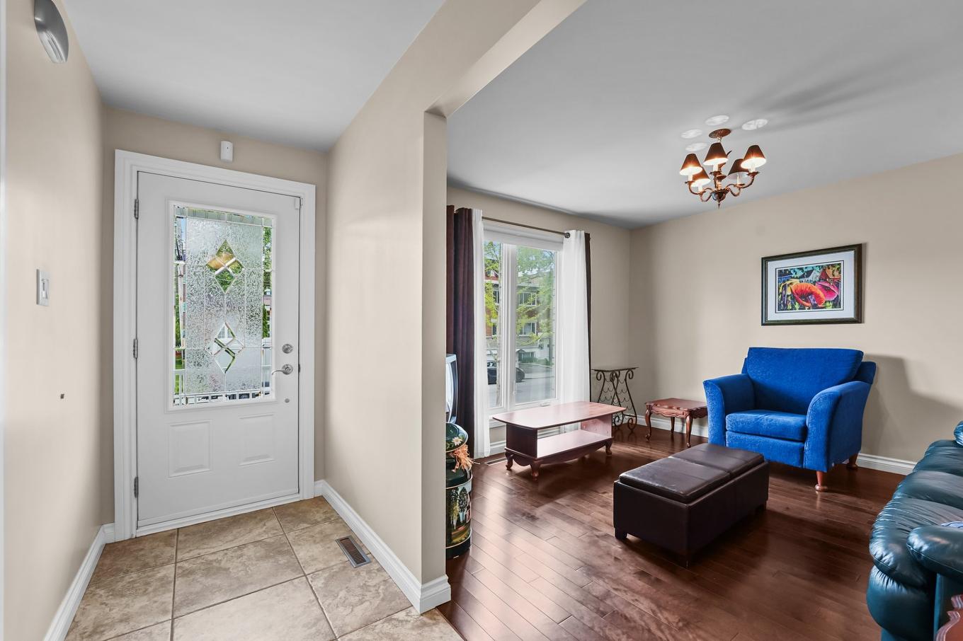 Hall d'entrée/Vestibule - 11003 Av. De Belleville, Montréal (Montréal-Nord), QC - Indoor