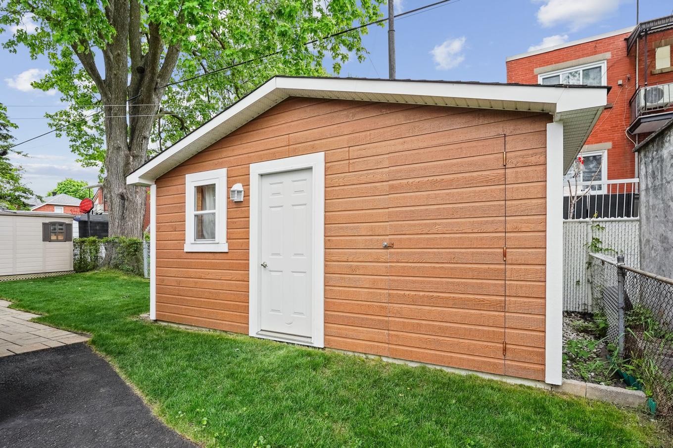 Remise - 11003 Av. De Belleville, Montréal (Montréal-Nord), QC - Outdoor With Exterior