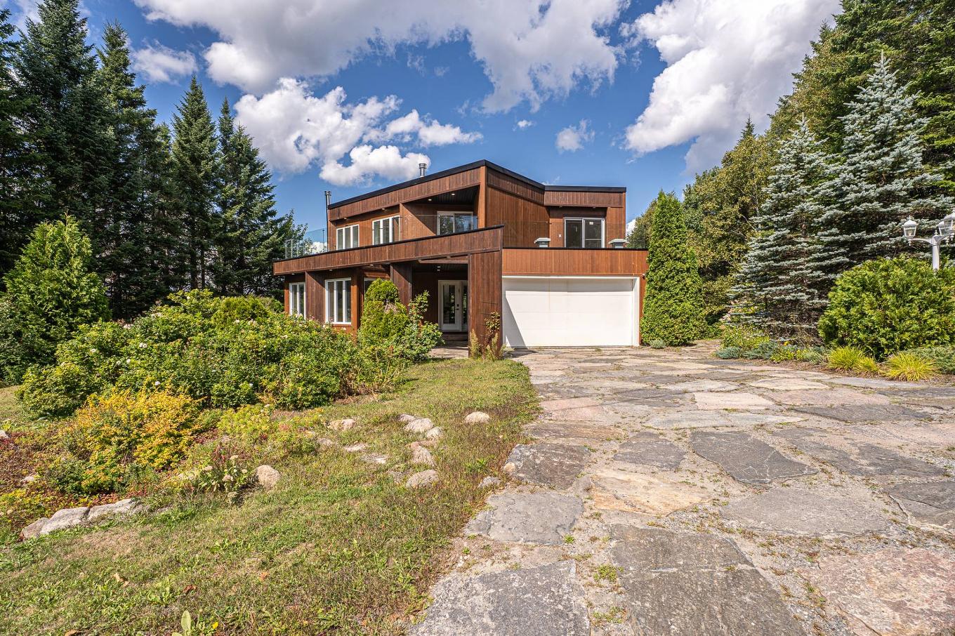 Façade - 19 Rue Des Chrysanthèmes, Sainte-Agathe-Des-Monts, QC - Outdoor