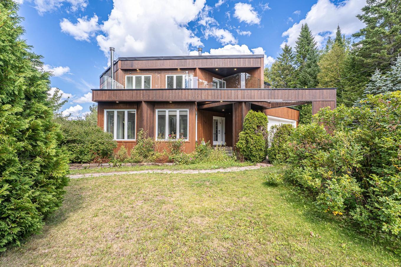 Façade - 19 Rue Des Chrysanthèmes, Sainte-Agathe-Des-Monts, QC - Outdoor