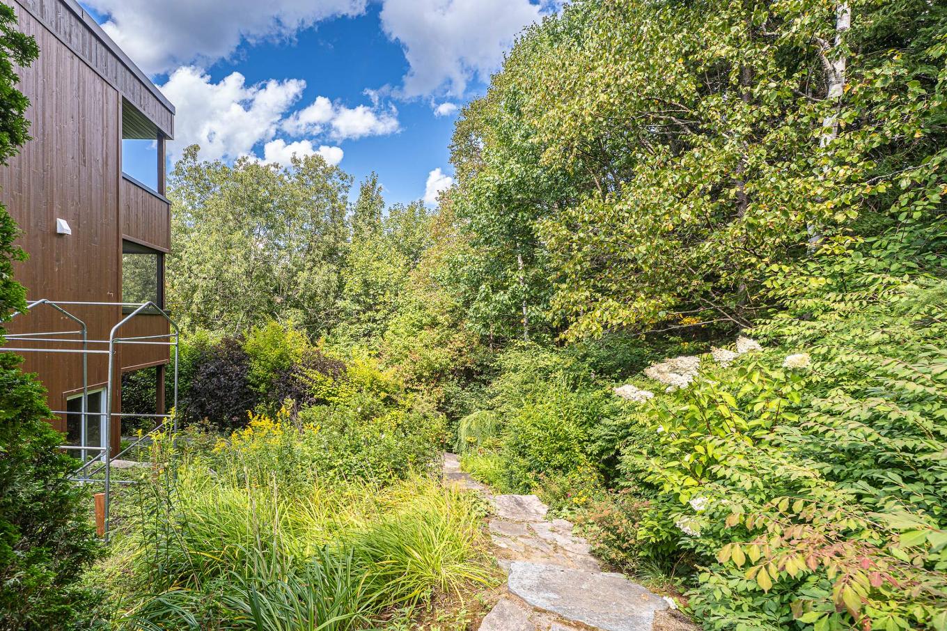 Extérieur - 19 Rue Des Chrysanthèmes, Sainte-Agathe-Des-Monts, QC - Outdoor