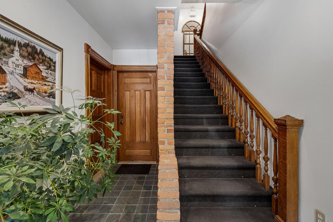 Hall - 1-645 Rue Prince-Arthur O., Montréal (Le Plateau-Mont-Royal), QC - Indoor Photo Showing Other Room