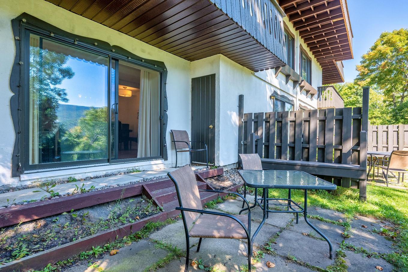 Patio - 420-231 Ch. De Lac-Tremblant-Nord, Mont-Tremblant, QC - Outdoor With Deck Patio Veranda