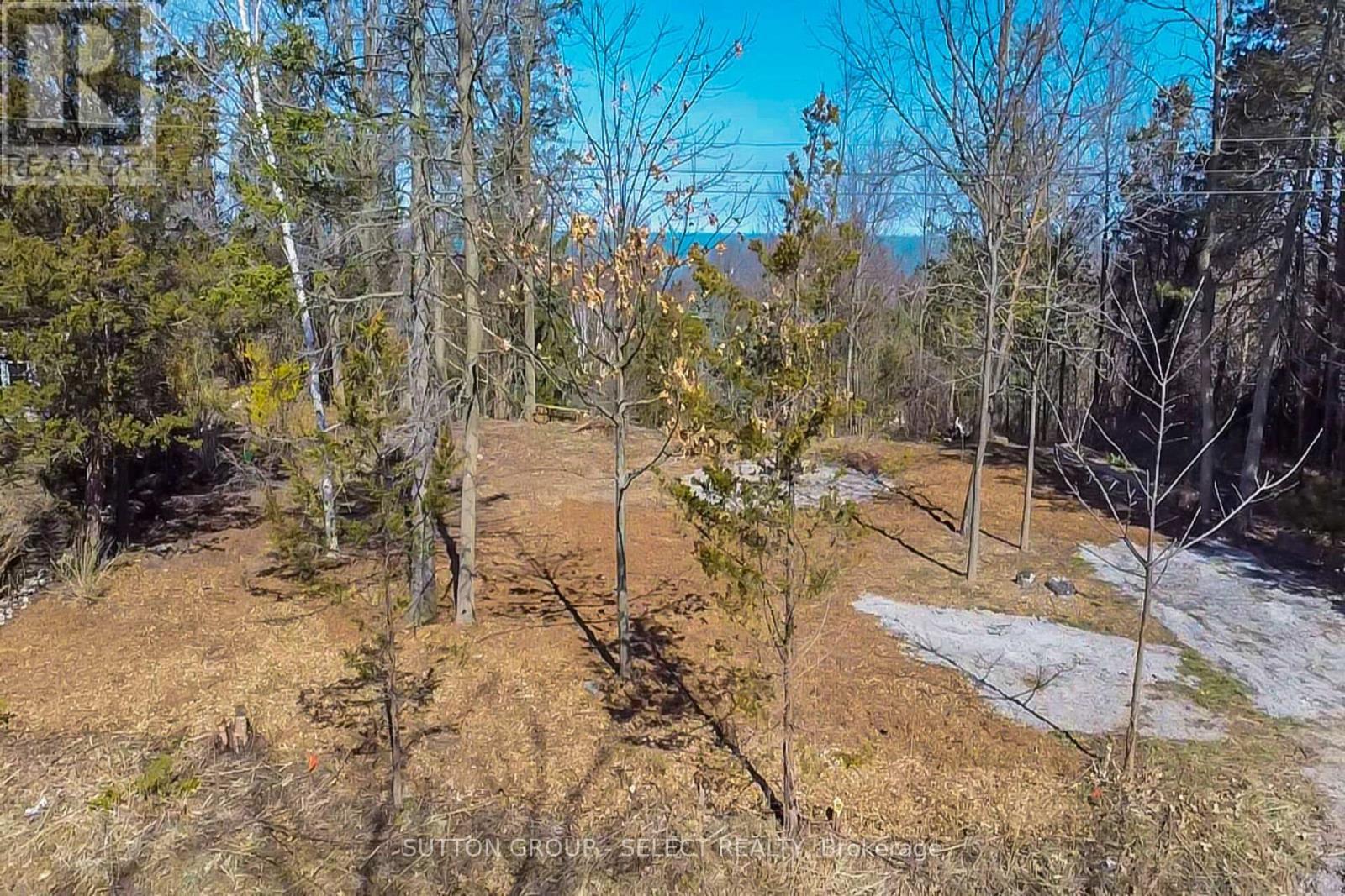 5 Huron View Avenue, Lambton Shores, ON