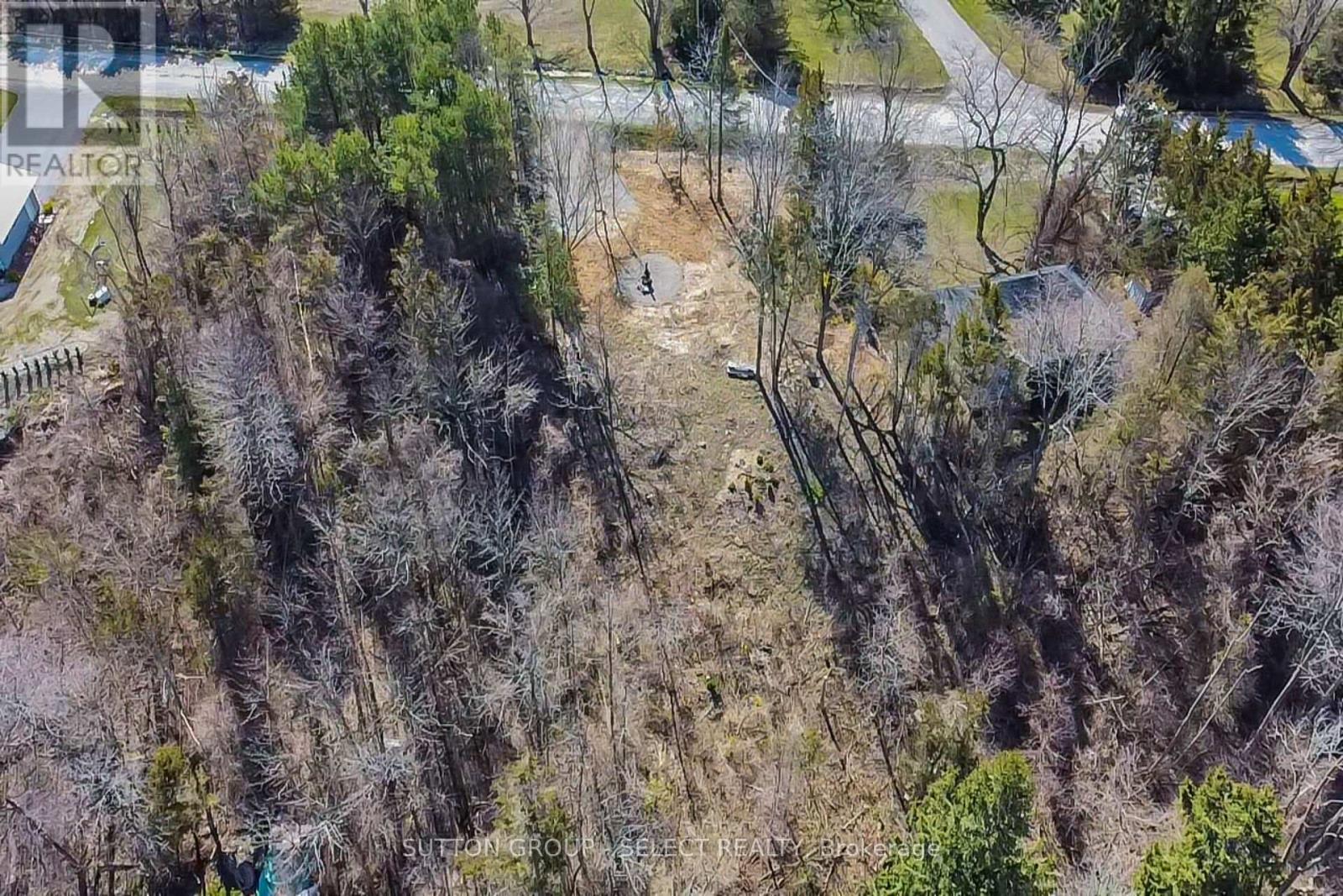 5 Huron View Avenue, Lambton Shores, ON