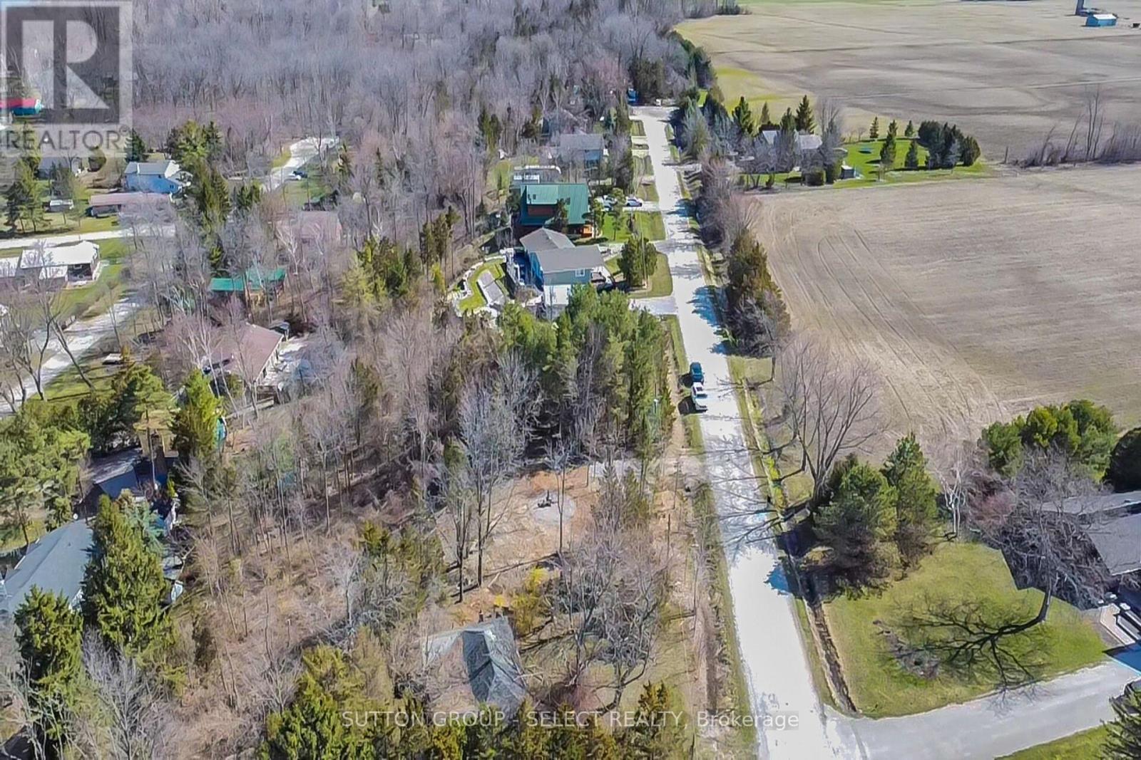 5 Huron View Avenue, Lambton Shores, ON