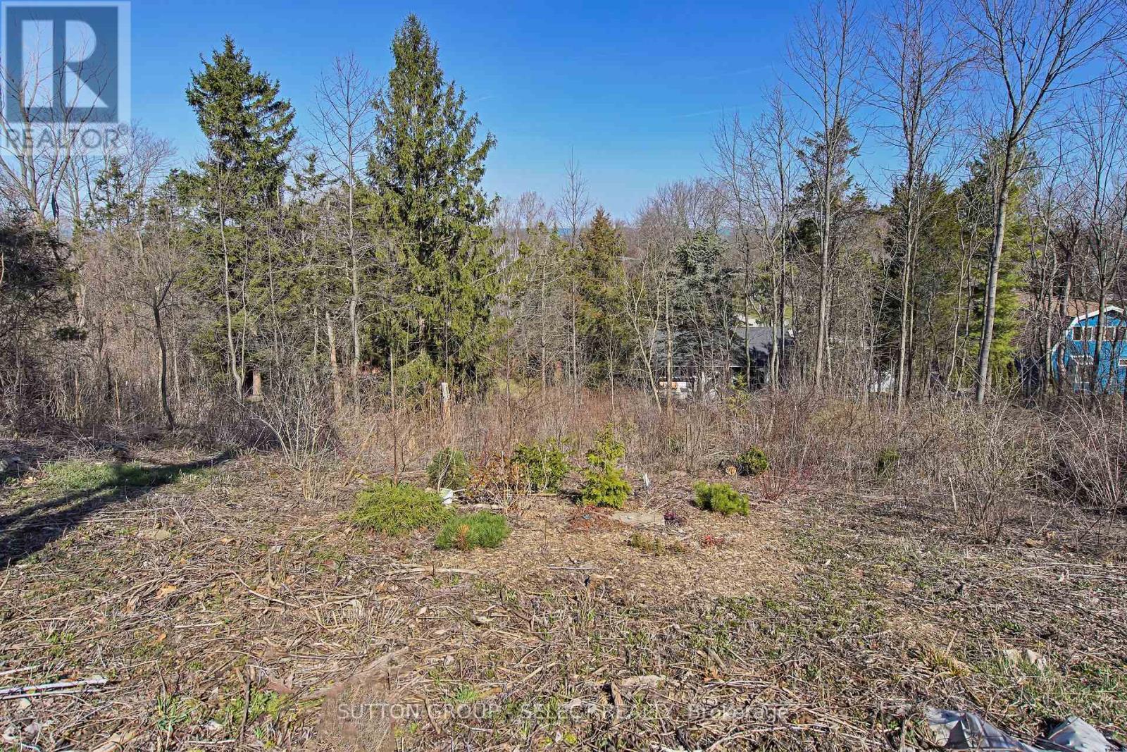 5 Huron View Avenue, Lambton Shores, ON