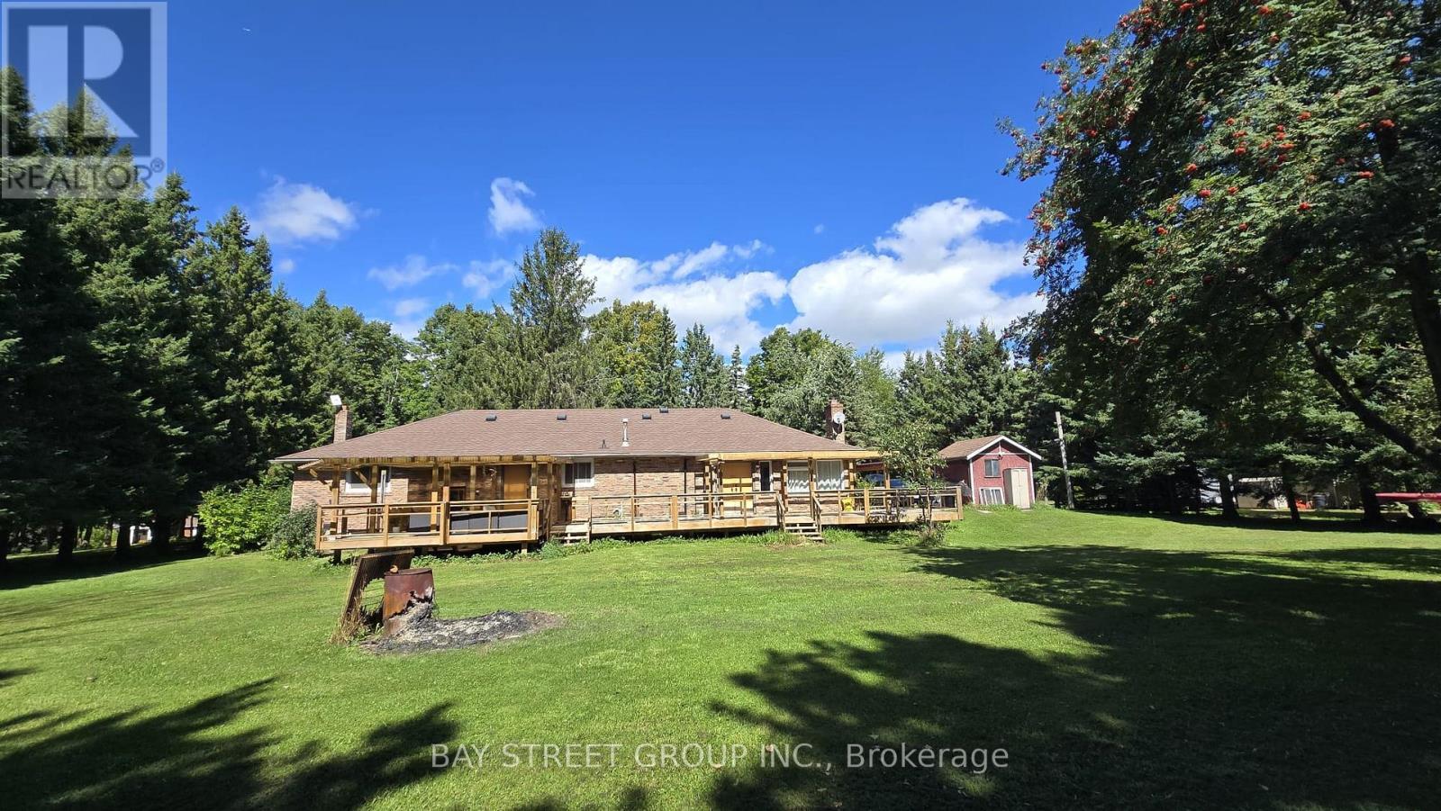 Overview - Rear - 49 Maplewood Drive, Amaranth, ON - Outdoor With Deck Patio Veranda