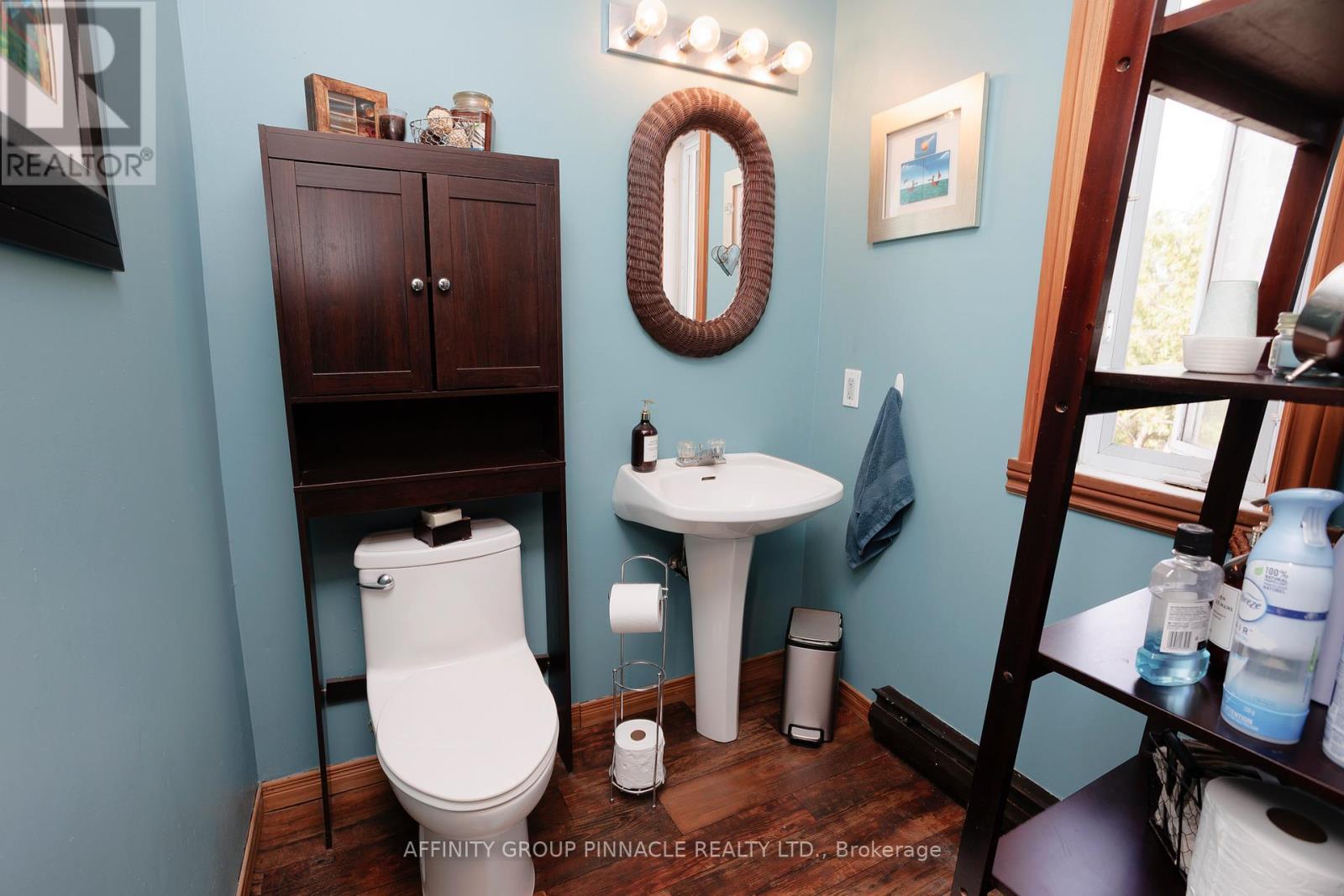 414 Osborne Street, Brock (Beaverton), ON - Indoor Photo Showing Bathroom