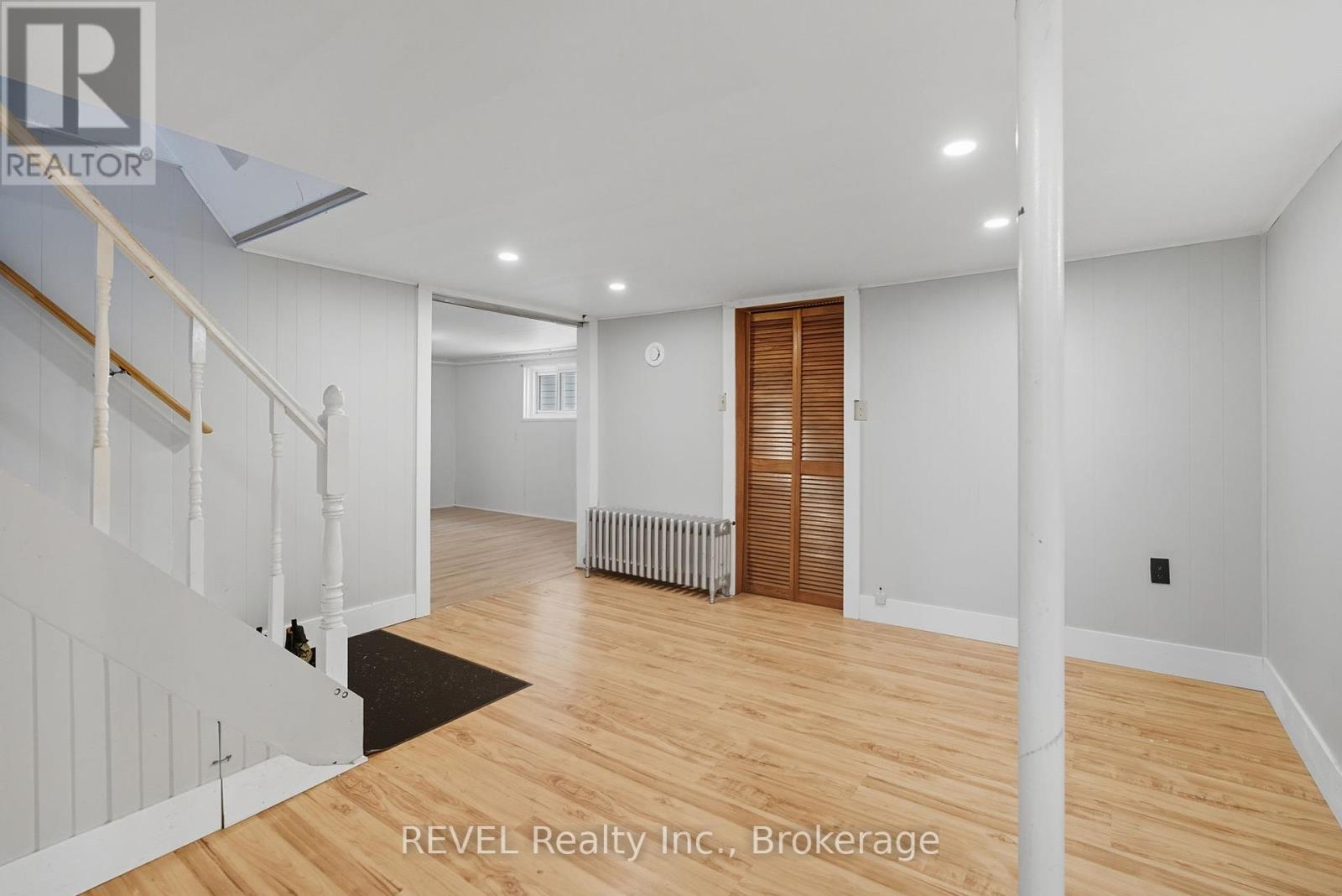 2 - 76 Chestnut Street, Port Colborne (Killaly East), ON - Indoor