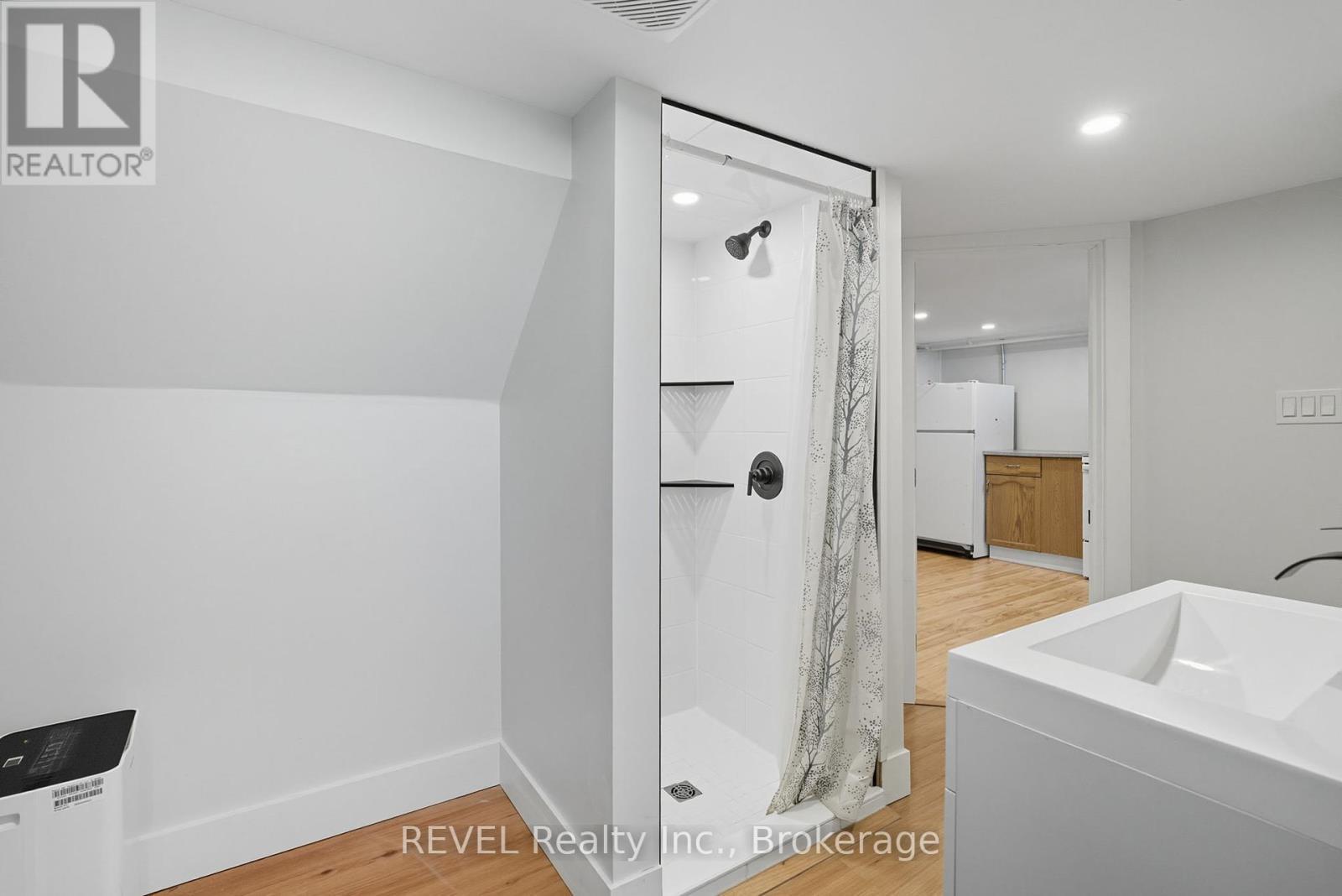 2 - 76 Chestnut Street, Port Colborne (Killaly East), ON - Indoor Photo Showing Other Room