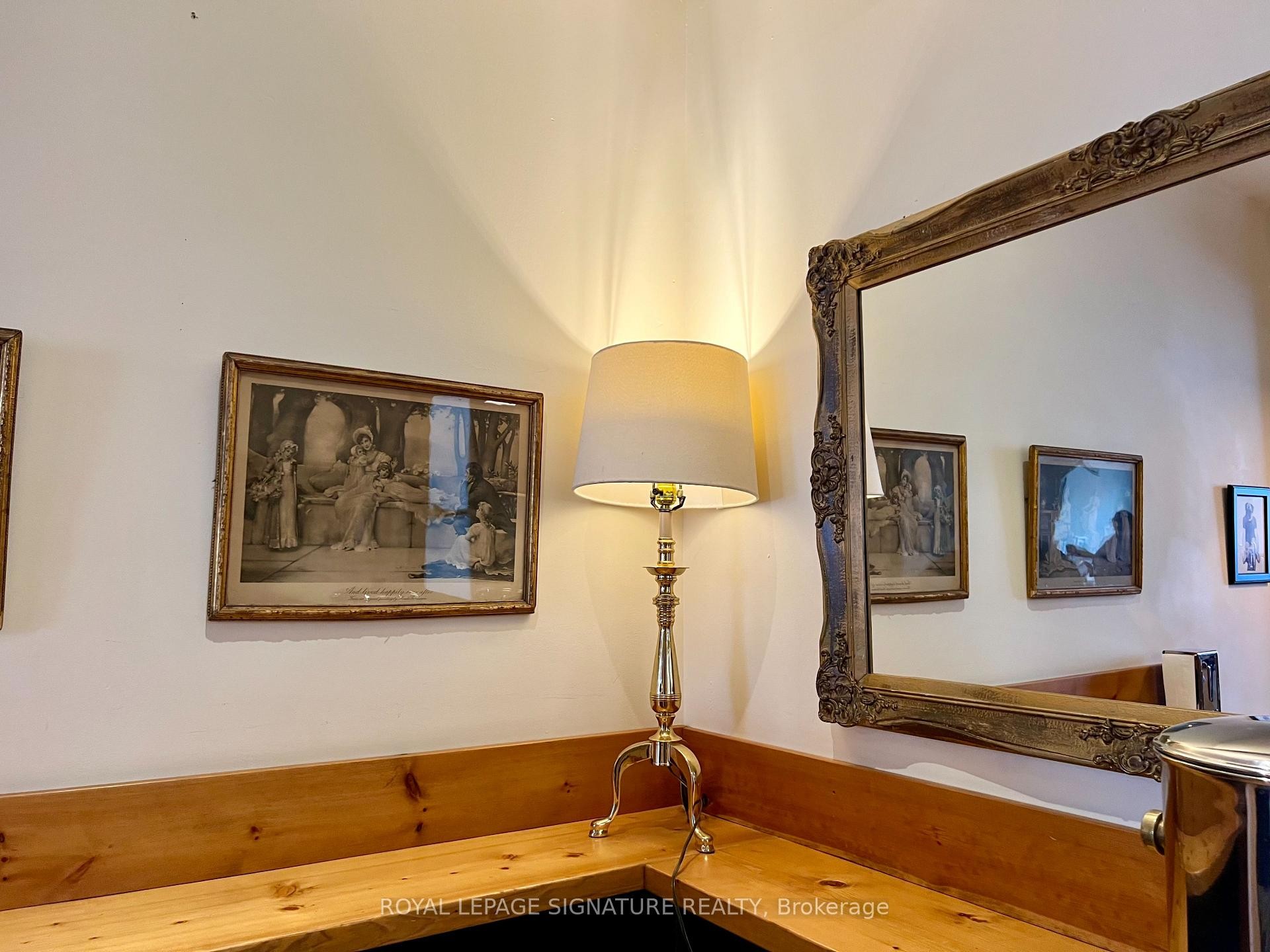 2413 Dundas Street W, Toronto, ON