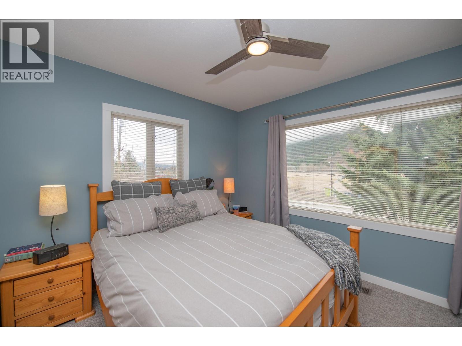 2506 Shuswap Avenue, Lumby, BC - Indoor Photo Showing Bedroom