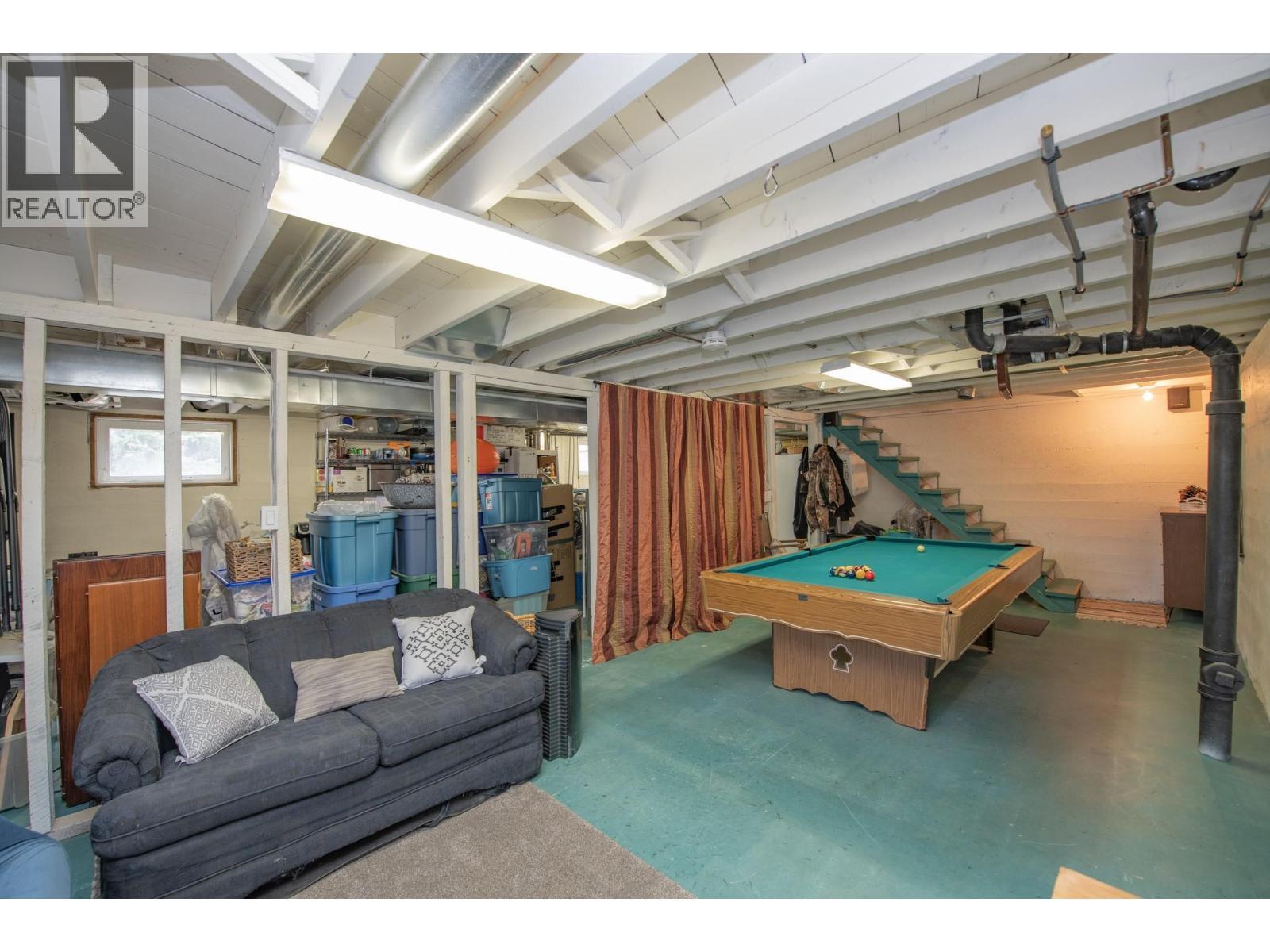 2506 Shuswap Avenue, Lumby, BC - Indoor Photo Showing Other Room