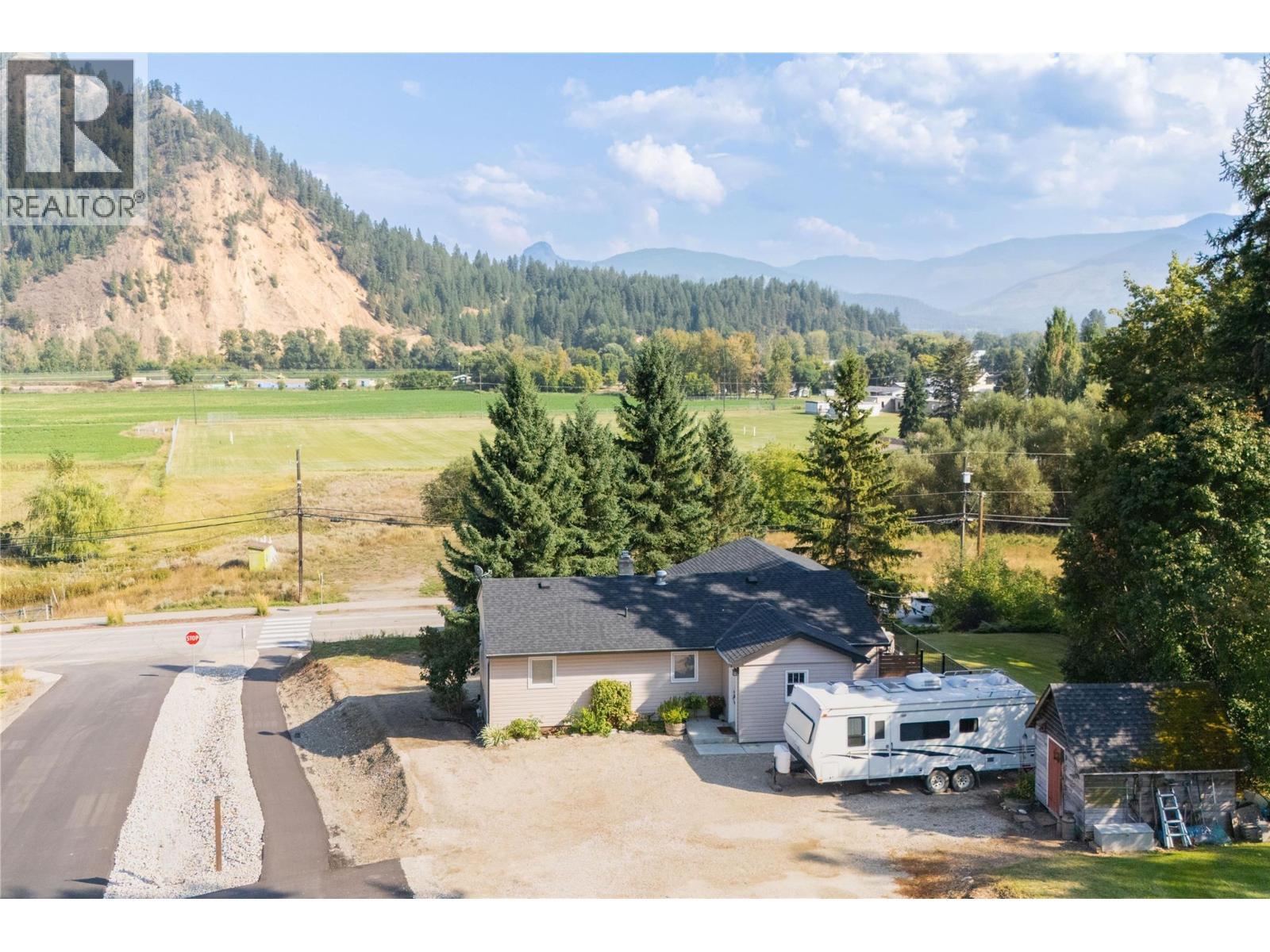 2506 Shuswap Avenue, Lumby, BC - Outdoor With View