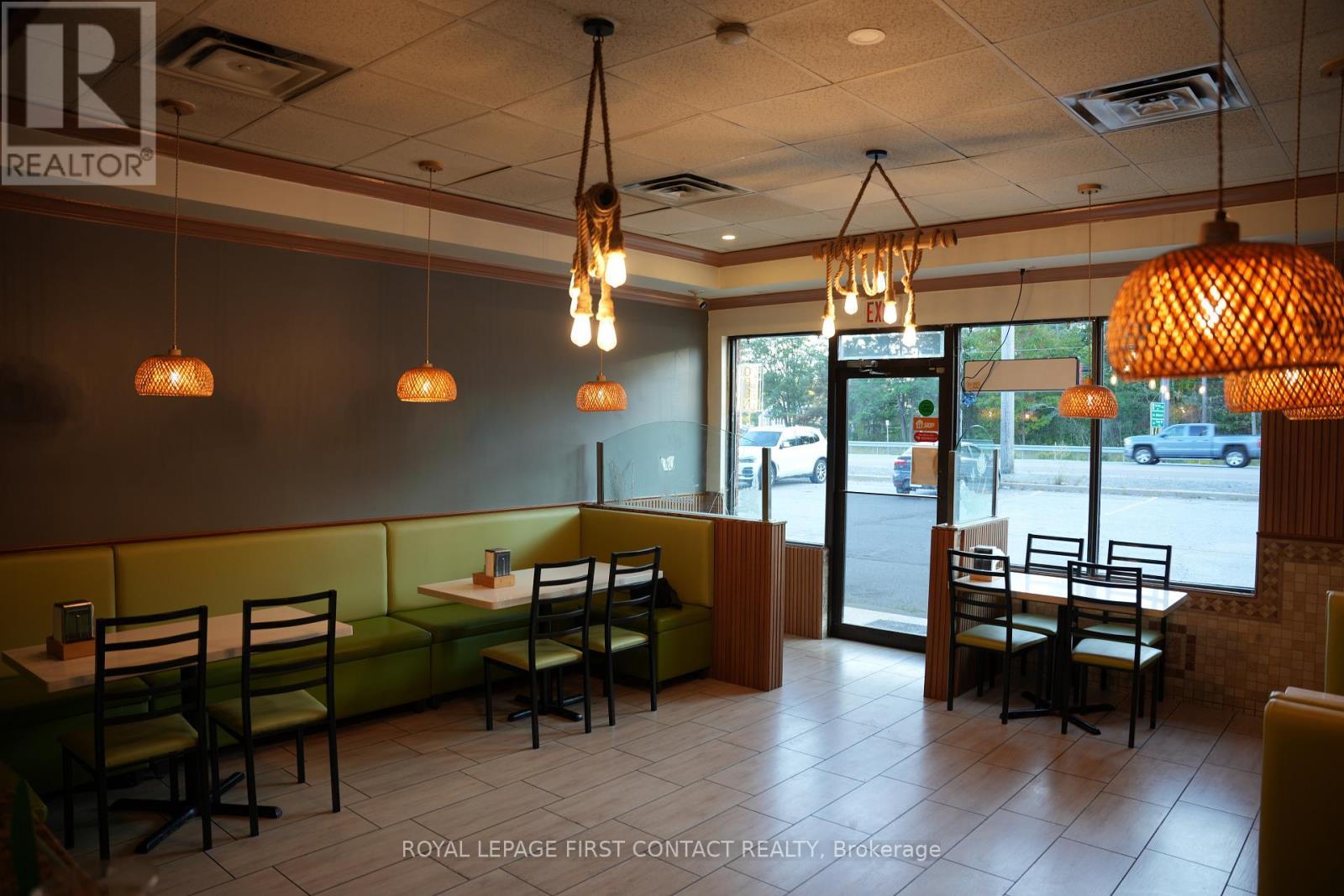 4 - 1179 Bayfield Street N, Springwater, ON