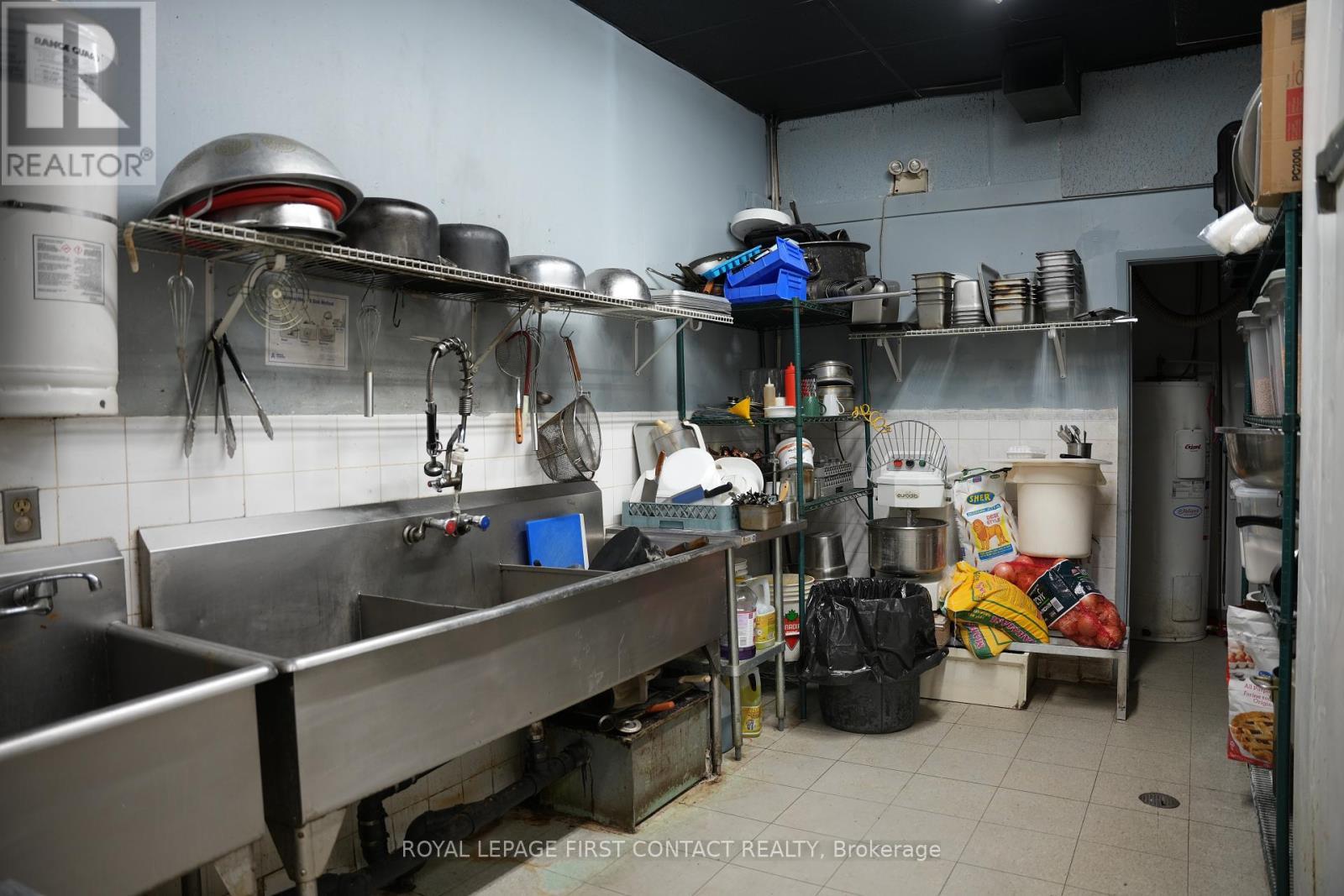 4 - 1179 Bayfield Street N, Springwater, ON