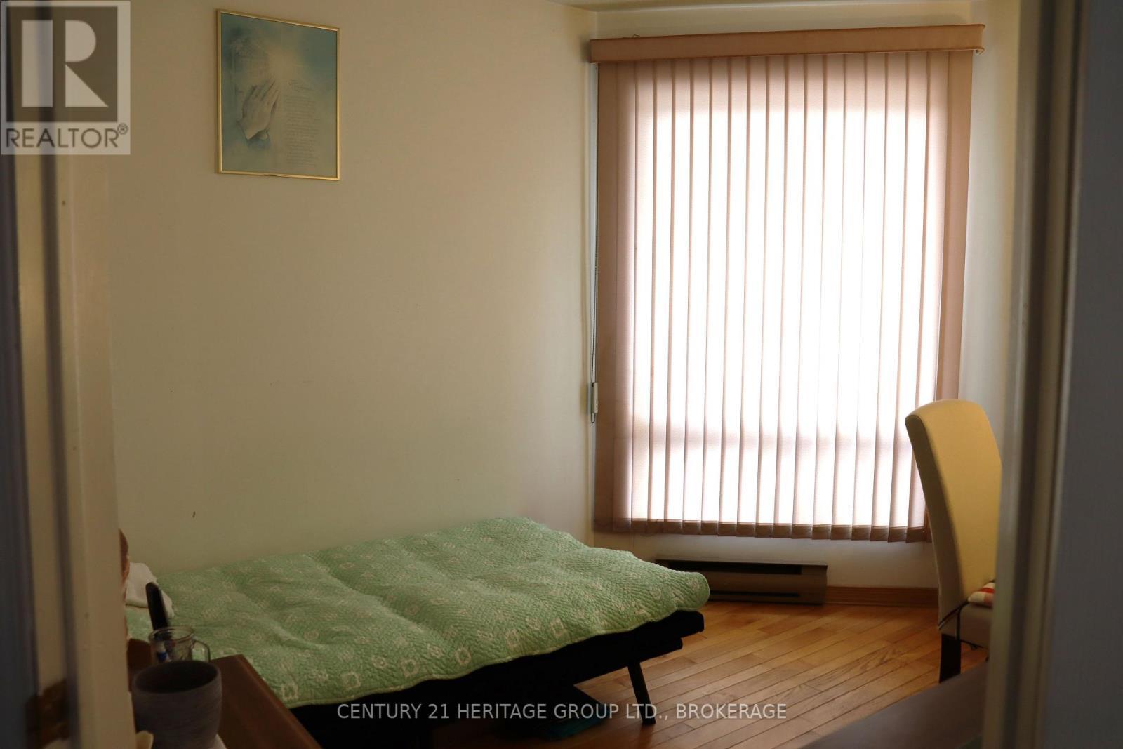 400 King Street W, Gananoque, ON - Indoor