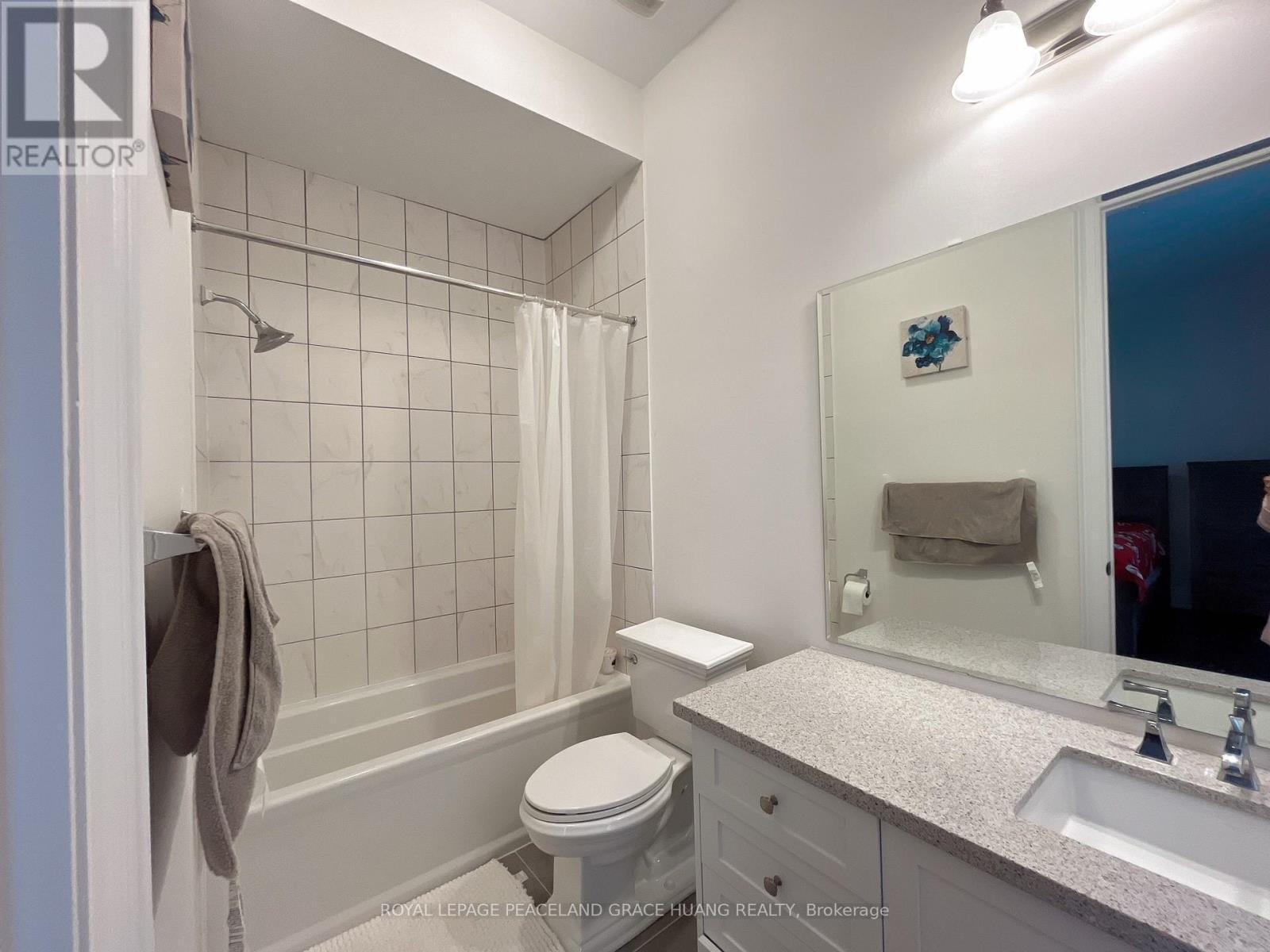 31 Lake Marie Trail, King, ON - Indoor Photo Showing Bathroom