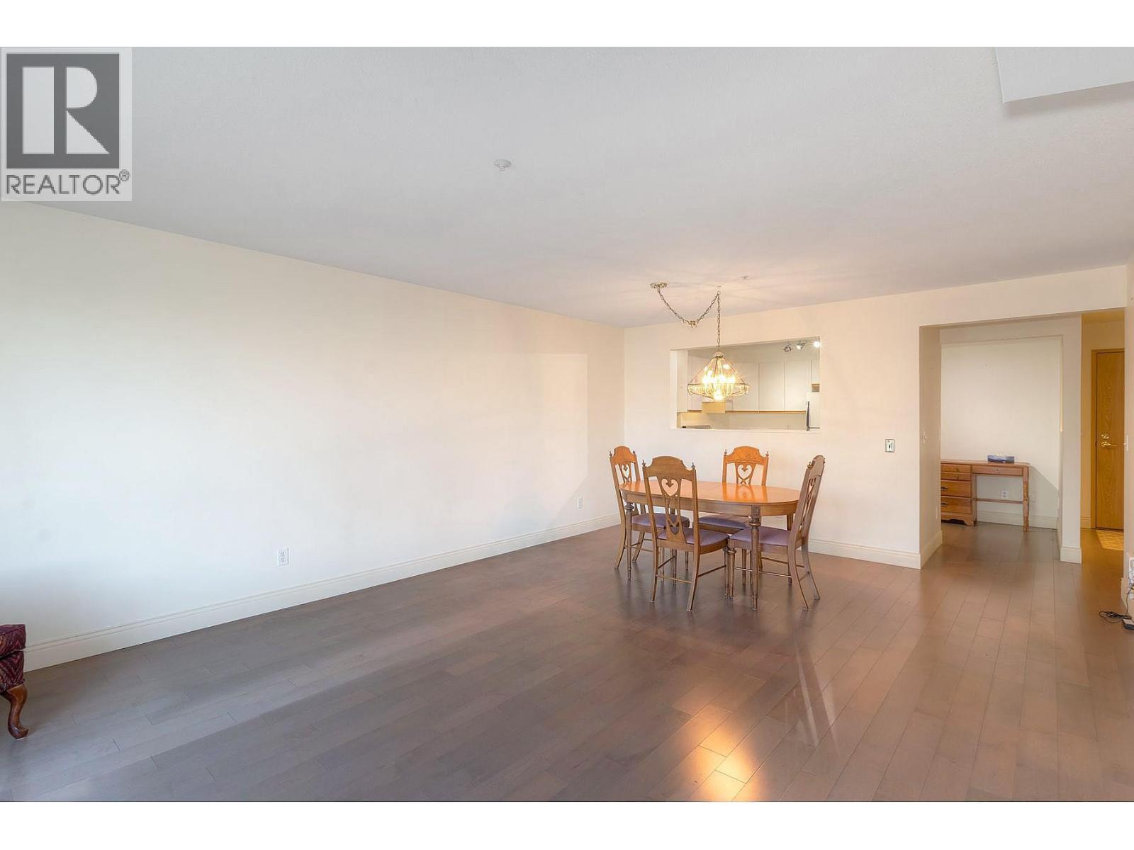 1045 Sutherland Avenue Unit# 152, Kelowna, BC - Indoor Photo Showing Other Room