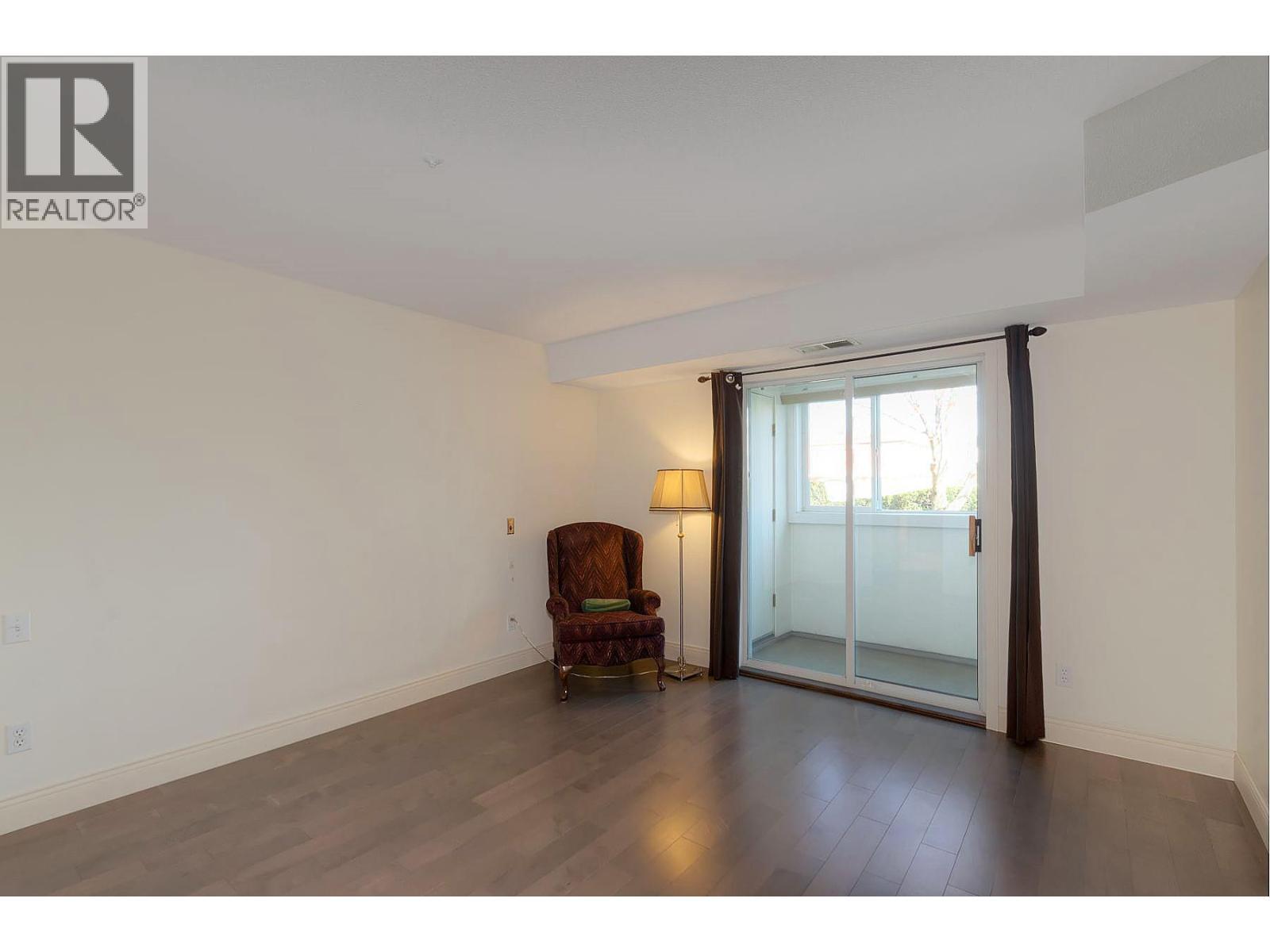 1045 Sutherland Avenue Unit# 152, Kelowna, BC - Indoor Photo Showing Other Room