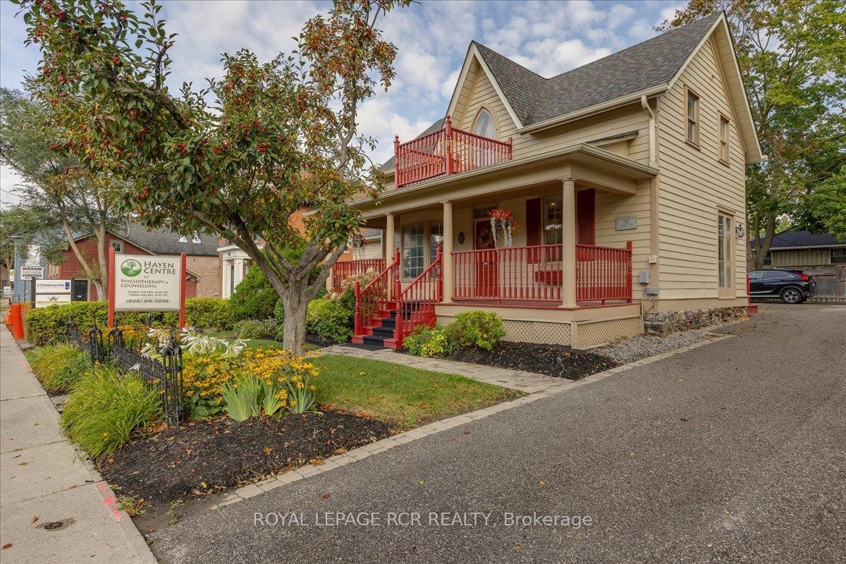 50 Wellington Street E, Aurora, ON