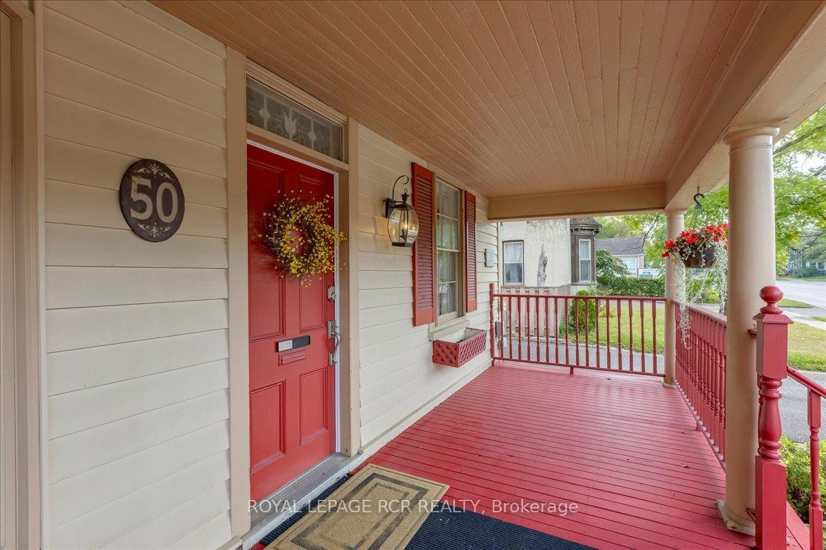 50 Wellington Street E, Aurora, ON