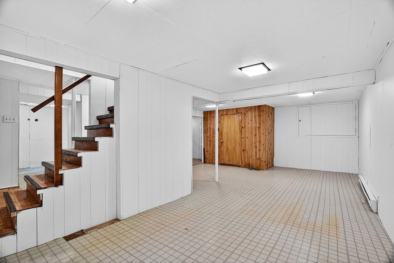 Salle familiale - 480 - 482 Rue Trudeau, Montréal (Lasalle), QC - Indoor Photo Showing Other Room