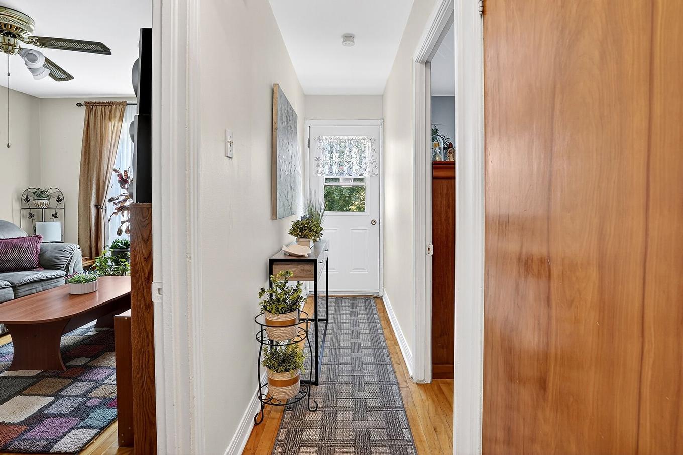 Corridor - 480 - 482 Rue Trudeau, Montréal (Lasalle), QC - Indoor Photo Showing Other Room