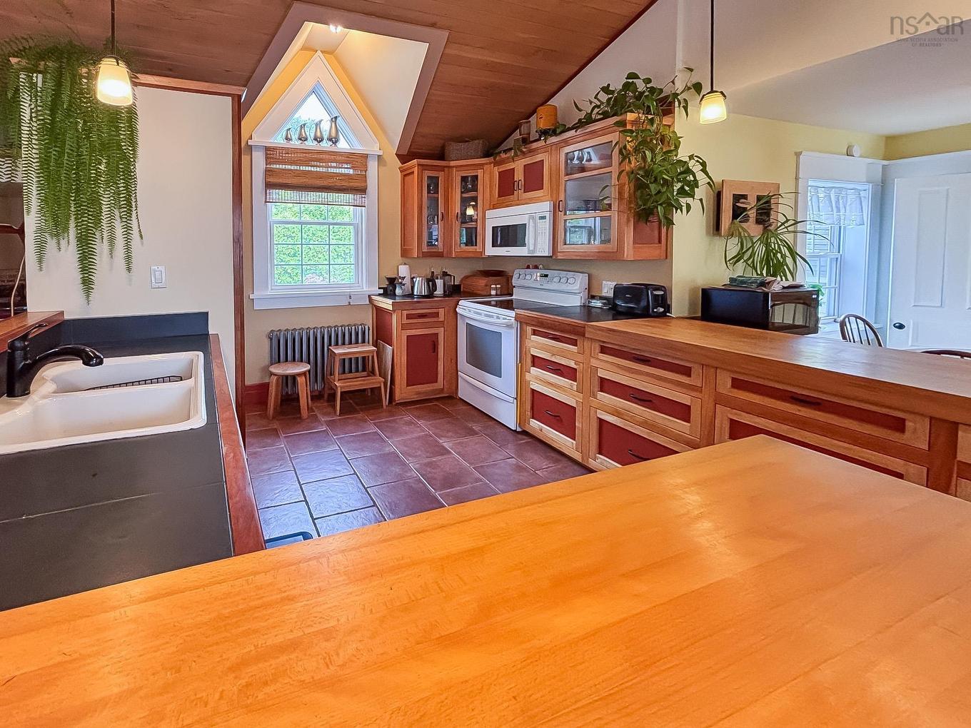 57 King Street, Bridgewater, NS