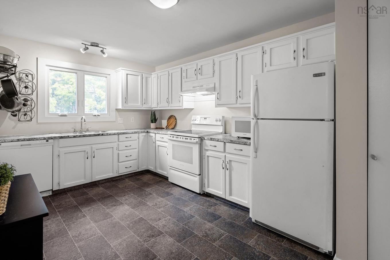 43 Westridge Drive, Halifax, NS