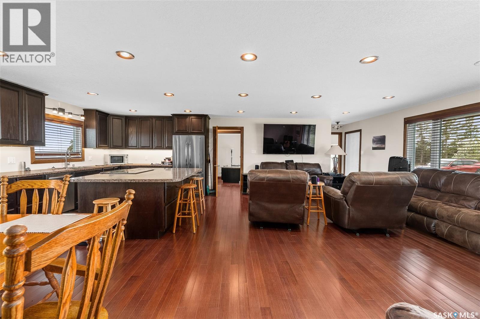 Thul Acreage, Marquis Rm No. 191, SK - Indoor