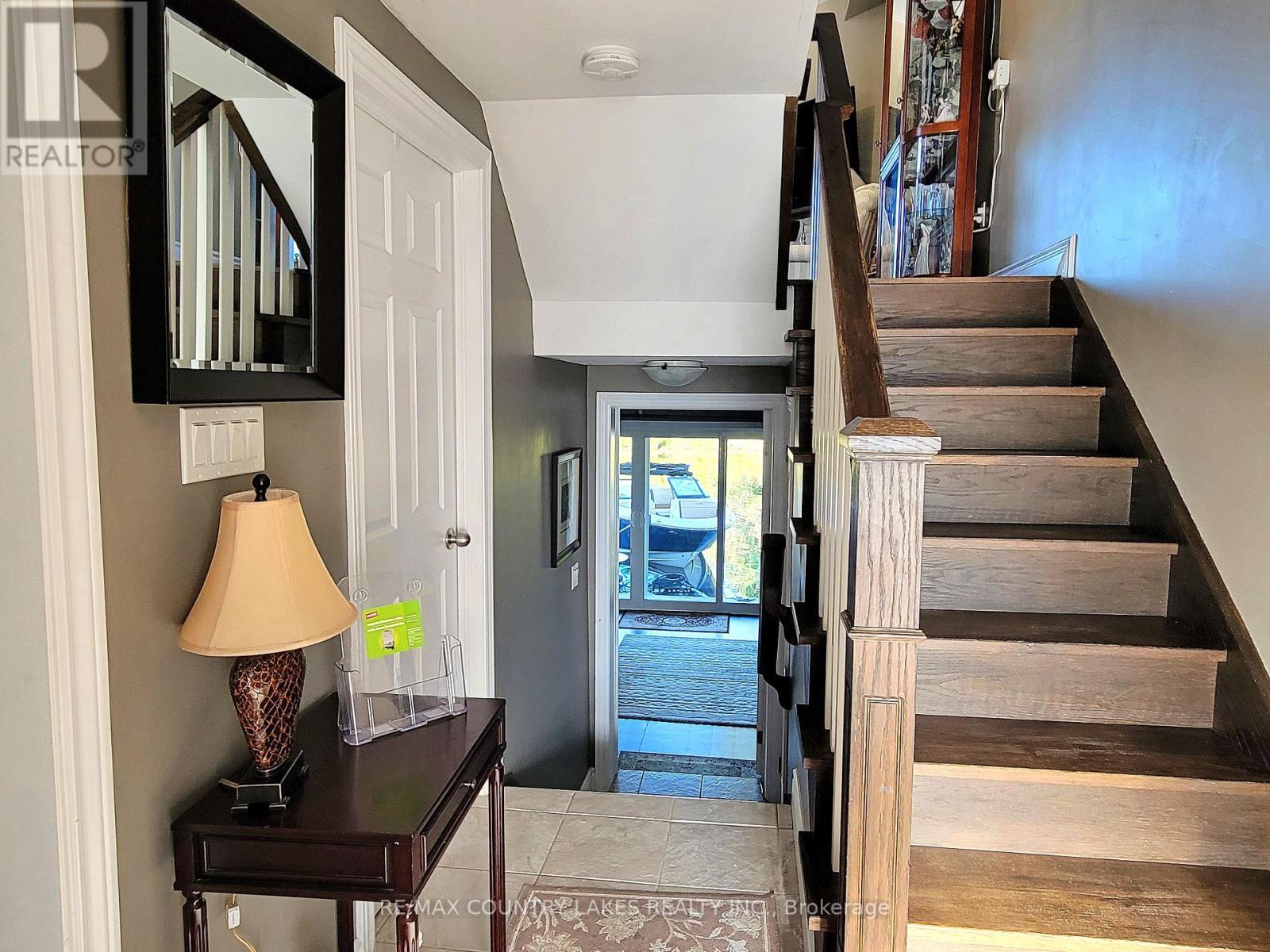 11 - 4 Paradise Boulevard, Ramara, ON - Indoor Photo Showing Other Room