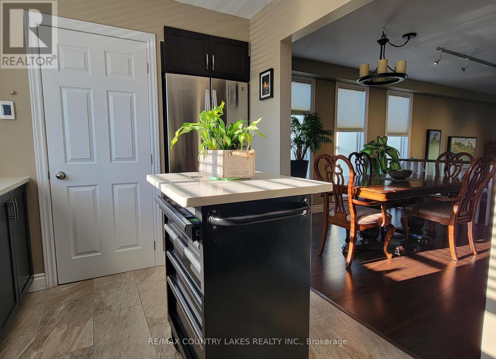 11 - 4 Paradise Boulevard, Ramara, ON - Indoor